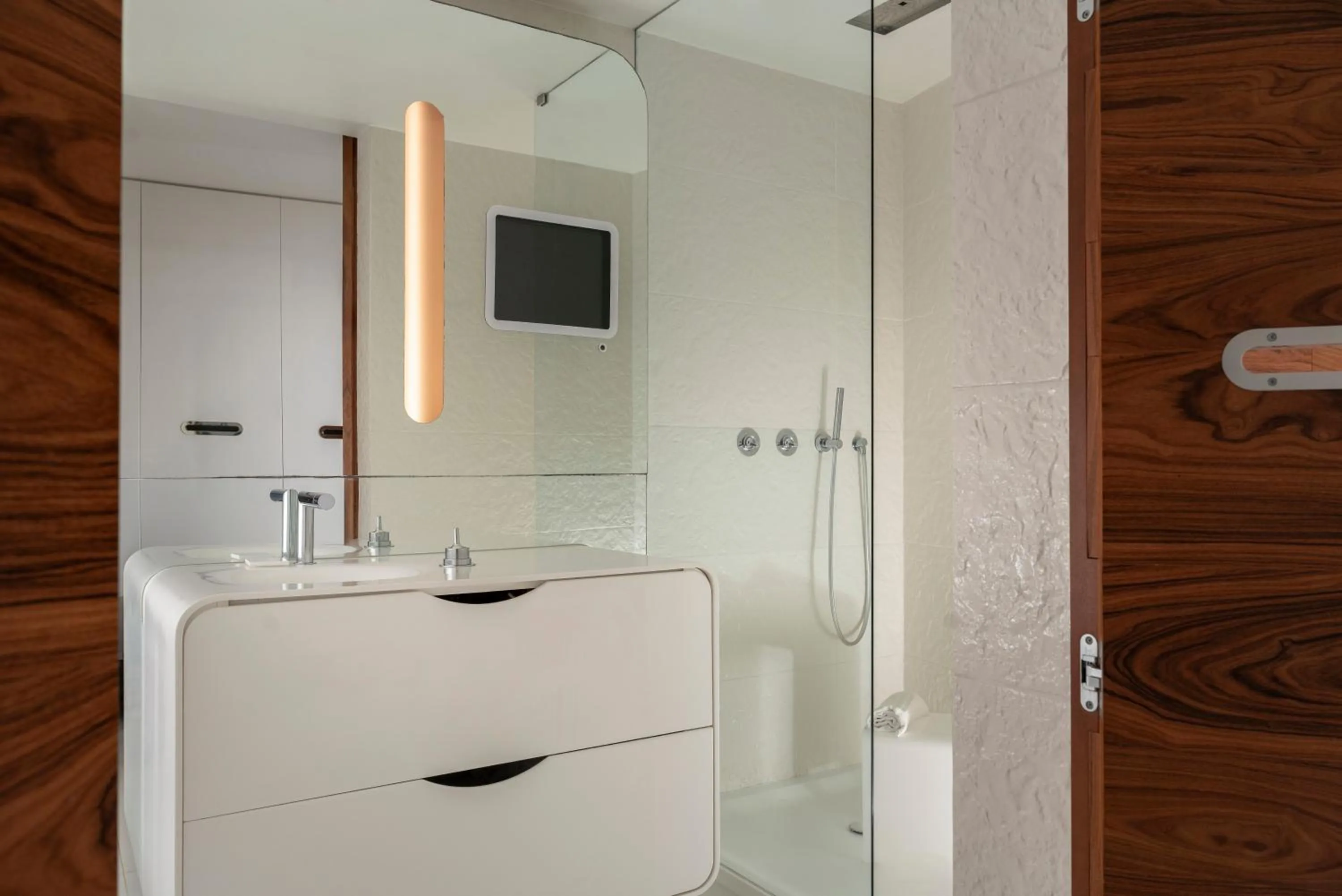 Bathroom in i-Suite Hotel