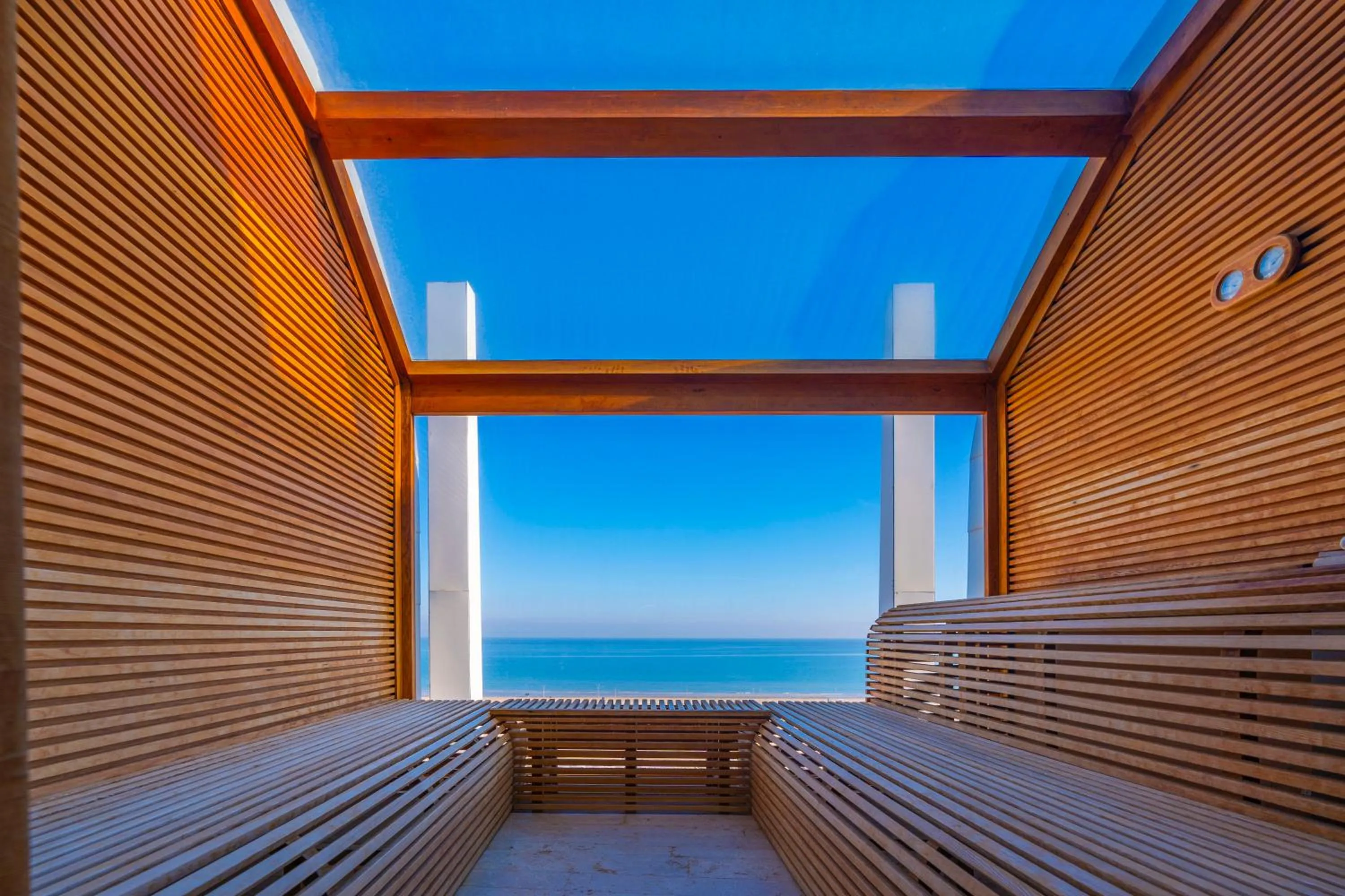 Spa and wellness centre/facilities in i-Suite Hotel