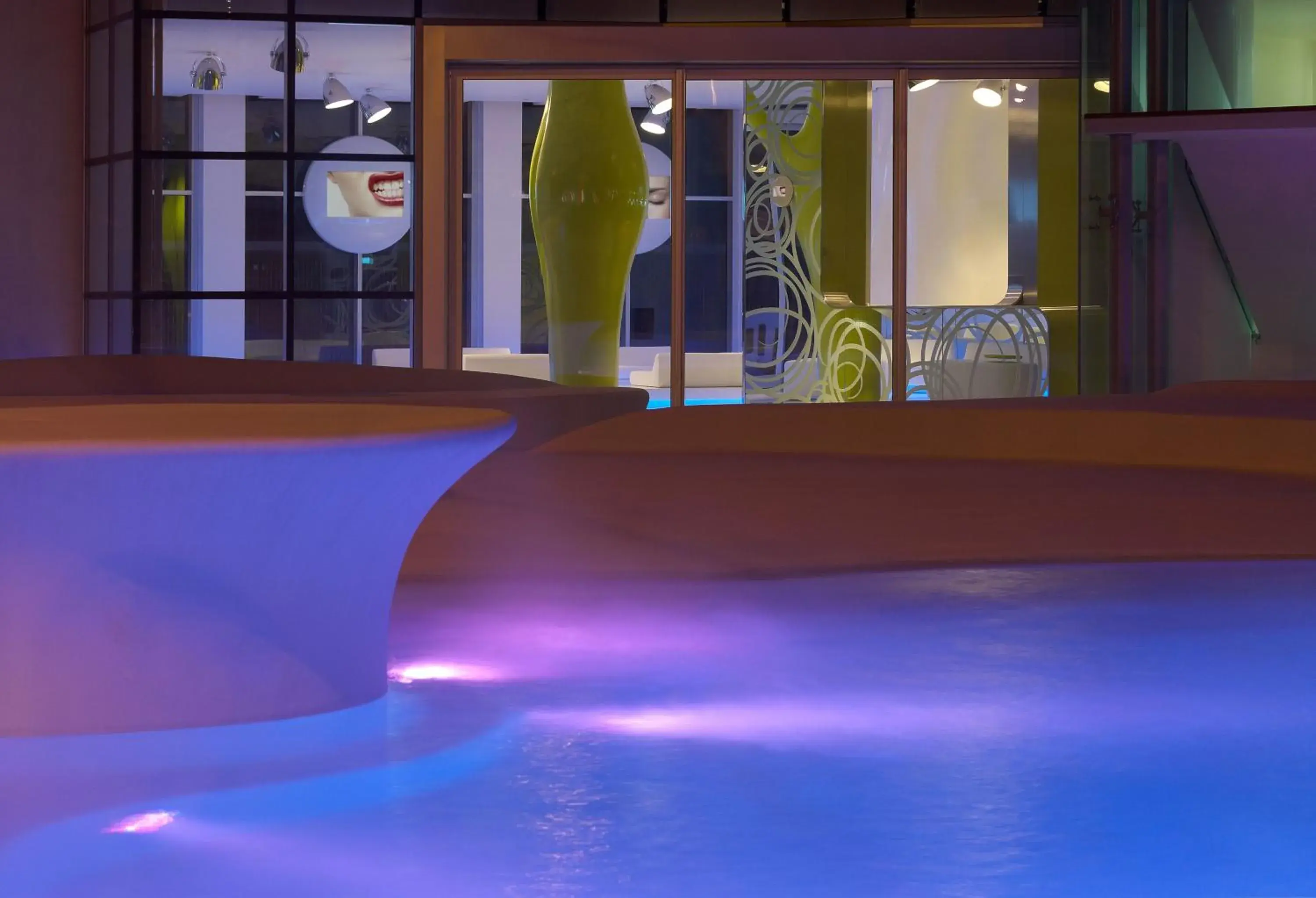 Facade/entrance in i-Suite Hotel Facade/entrance in i-Suite Hotel