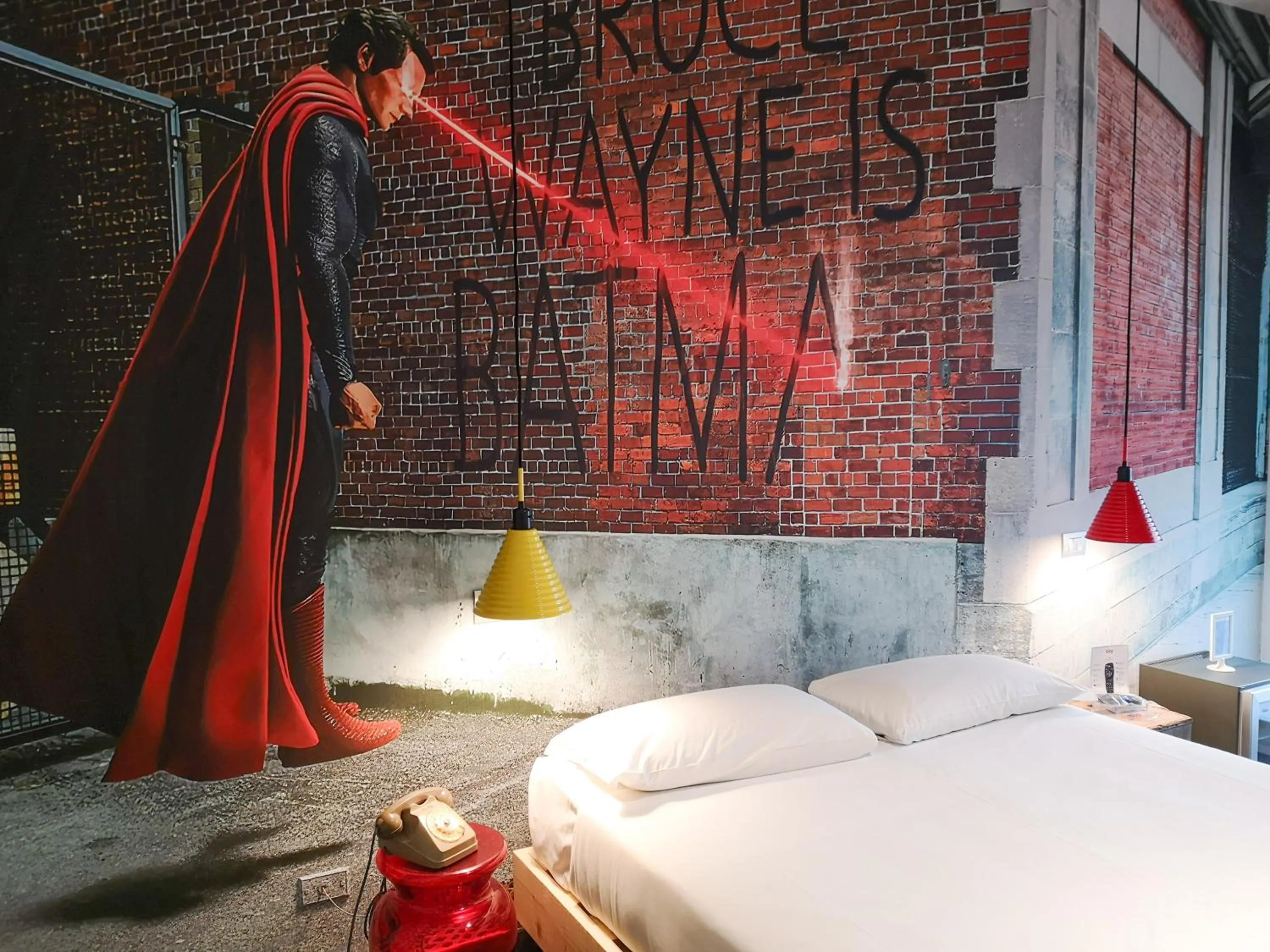 Photo of the whole room, Bed in Hotel Perla - The storyhoteller