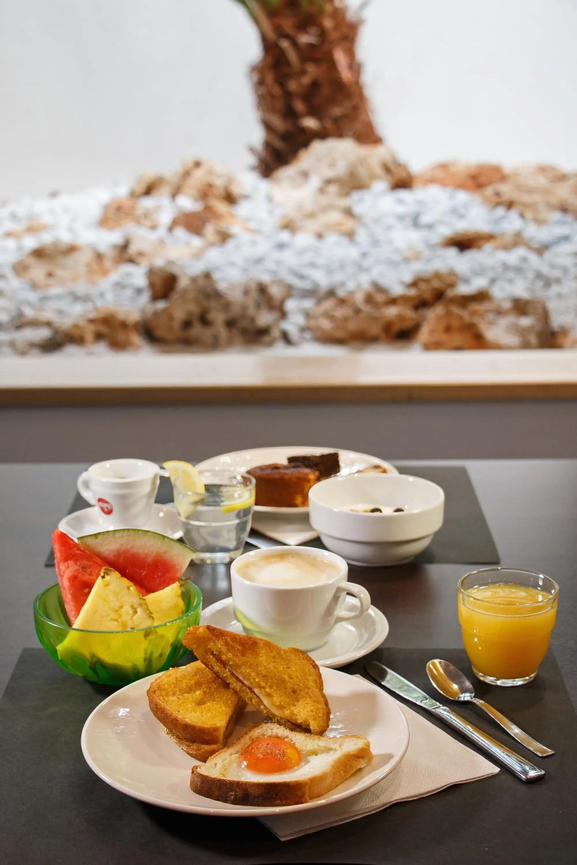 Breakfast in Hotel Perla - The storyhoteller