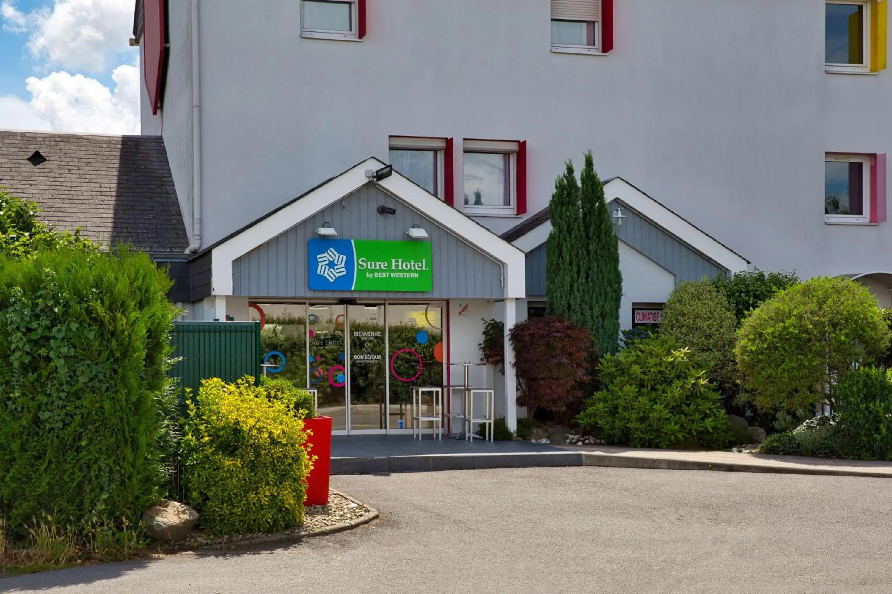 Property building in Sure Hotel by Best Western Nantes Saint-Herblain Property building in Sure Hotel by Best Western Nantes Saint-Herblain