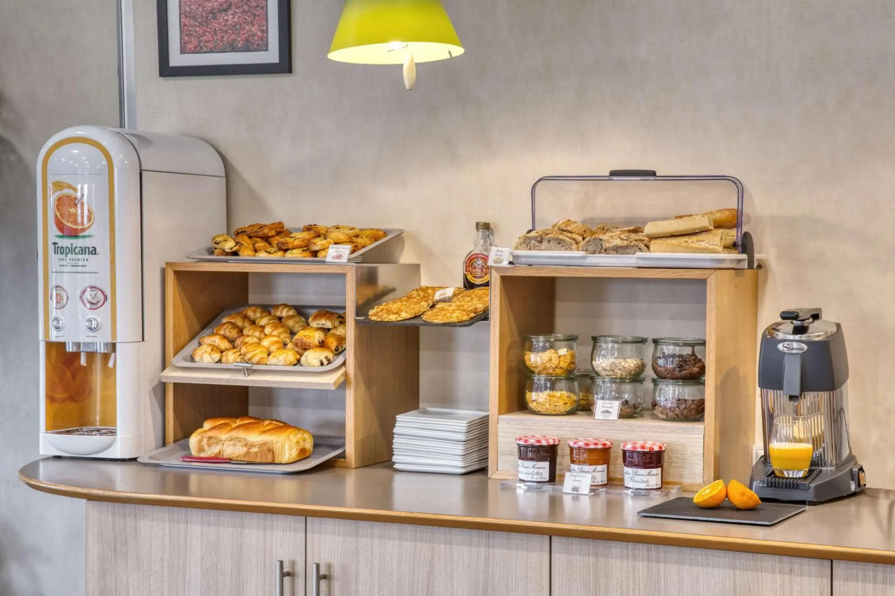 Restaurant/places to eat in Sure Hotel by Best Western Nantes Saint-Herblain Restaurant/places to eat in Sure Hotel by Best Western Nantes Saint-Herblain