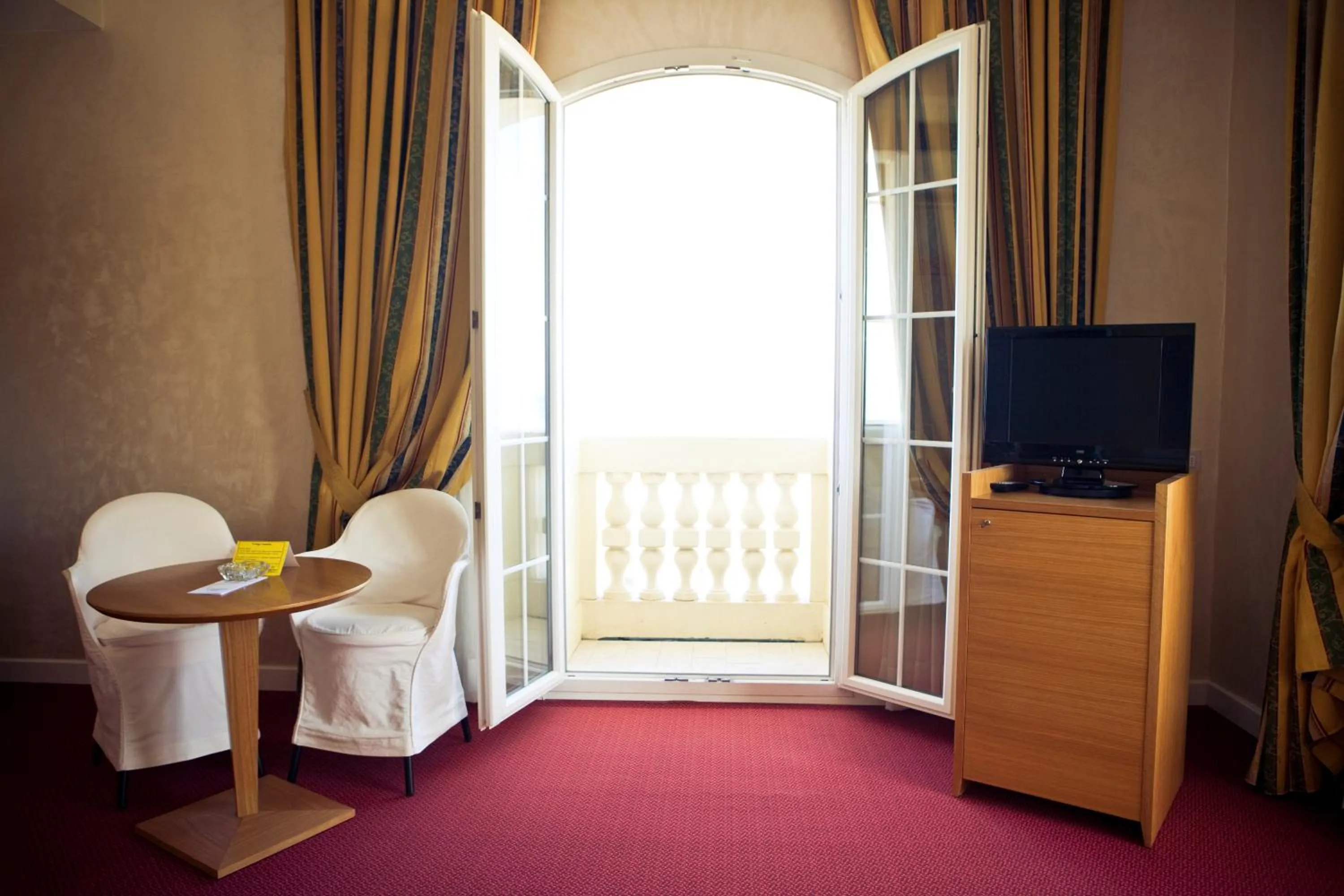 Decorative detail in Grand Hotel Cesenatico