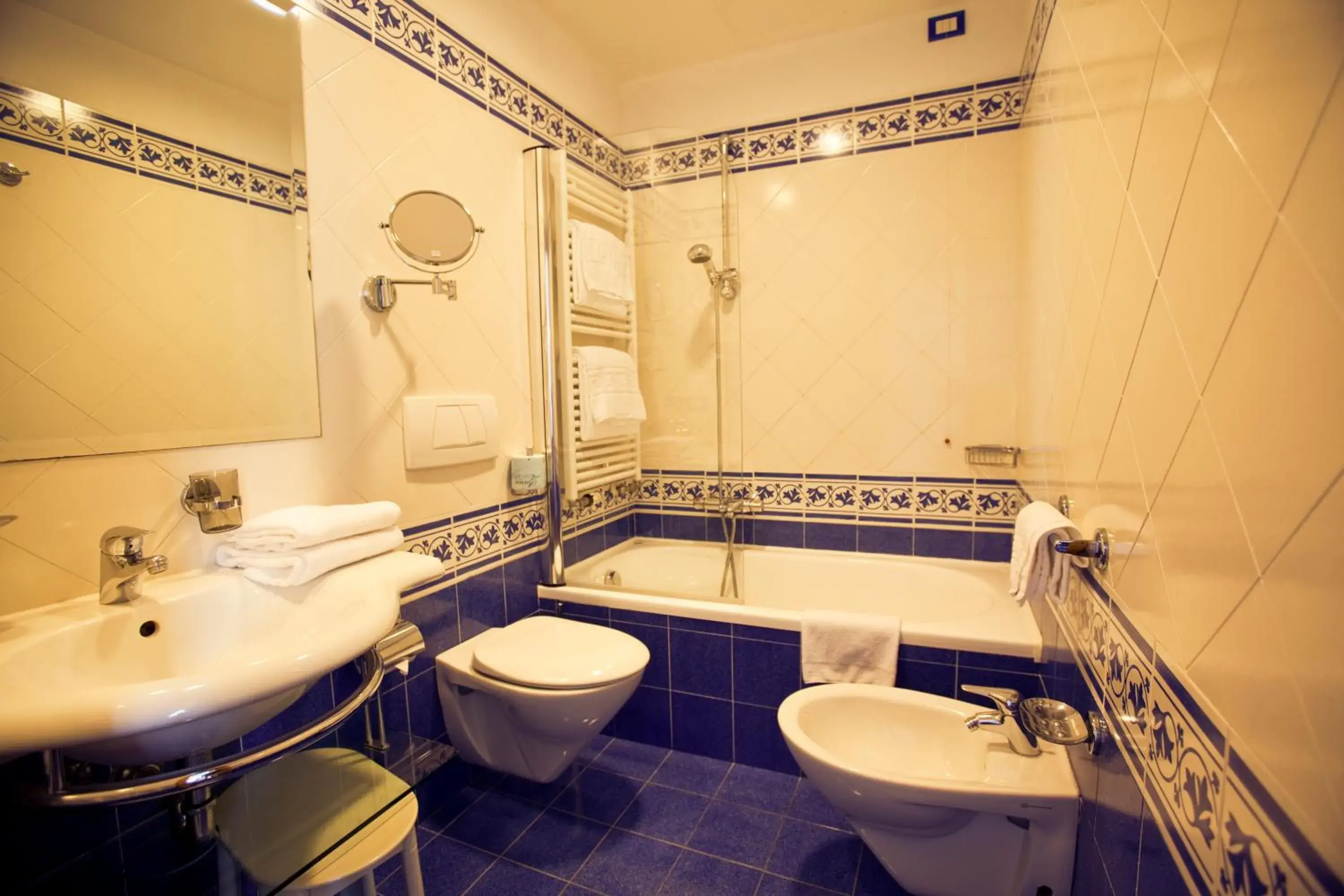 Bathroom in Grand Hotel Cesenatico