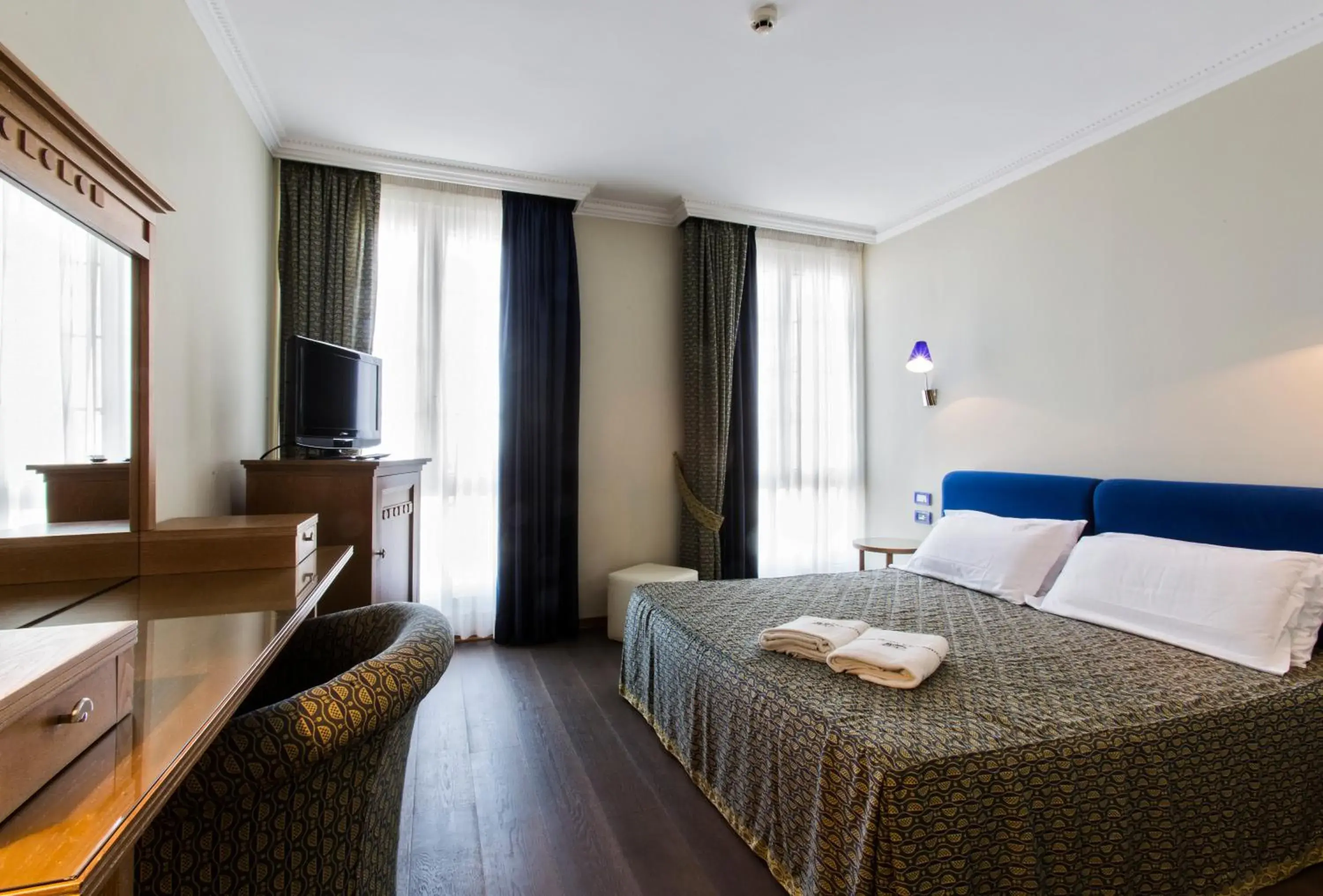 Bedroom, Bed in Grand Hotel Cesenatico
