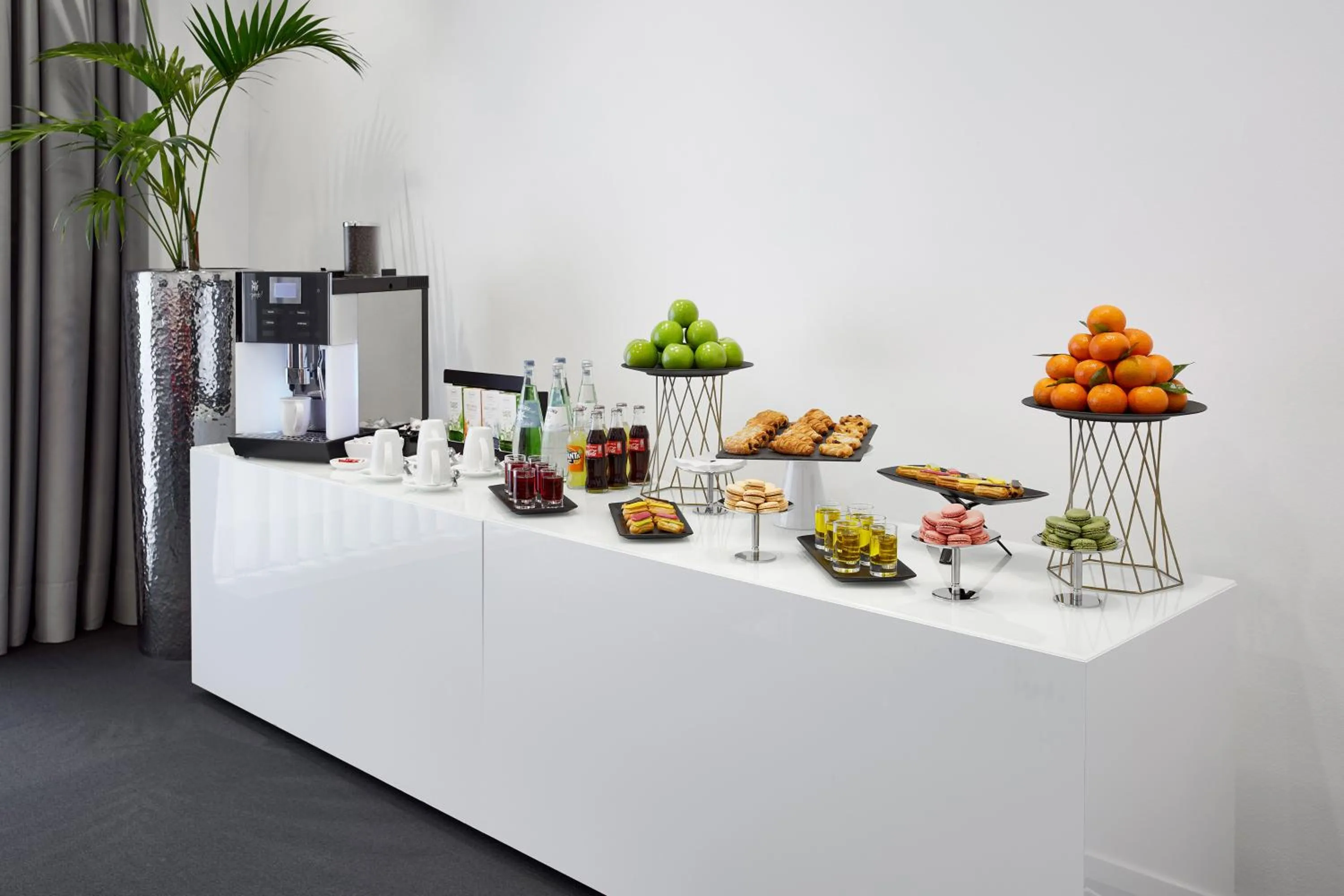 Food and drinks in LEGERE HOTEL Luxembourg