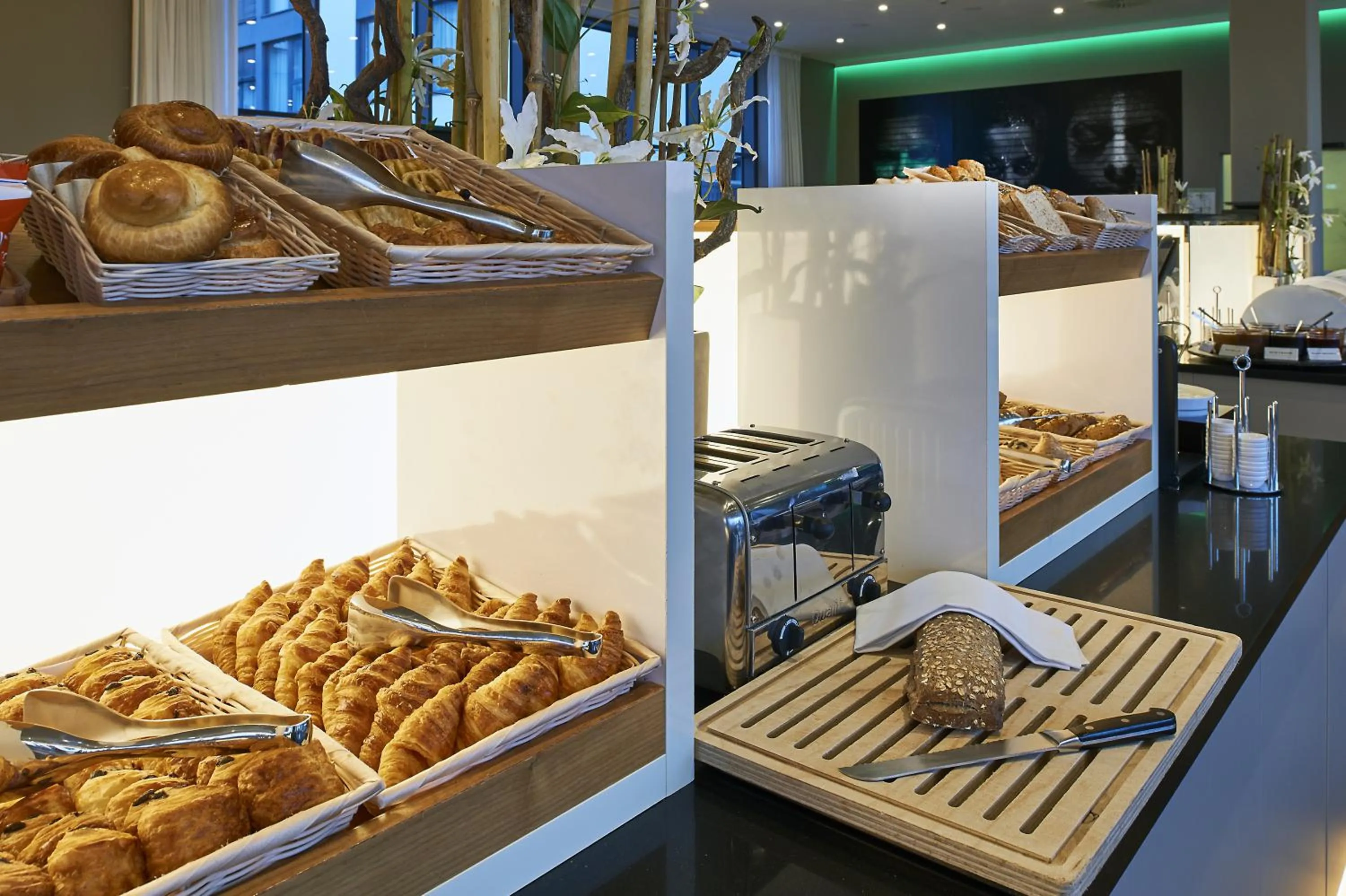 Breakfast in LEGERE HOTEL Luxembourg