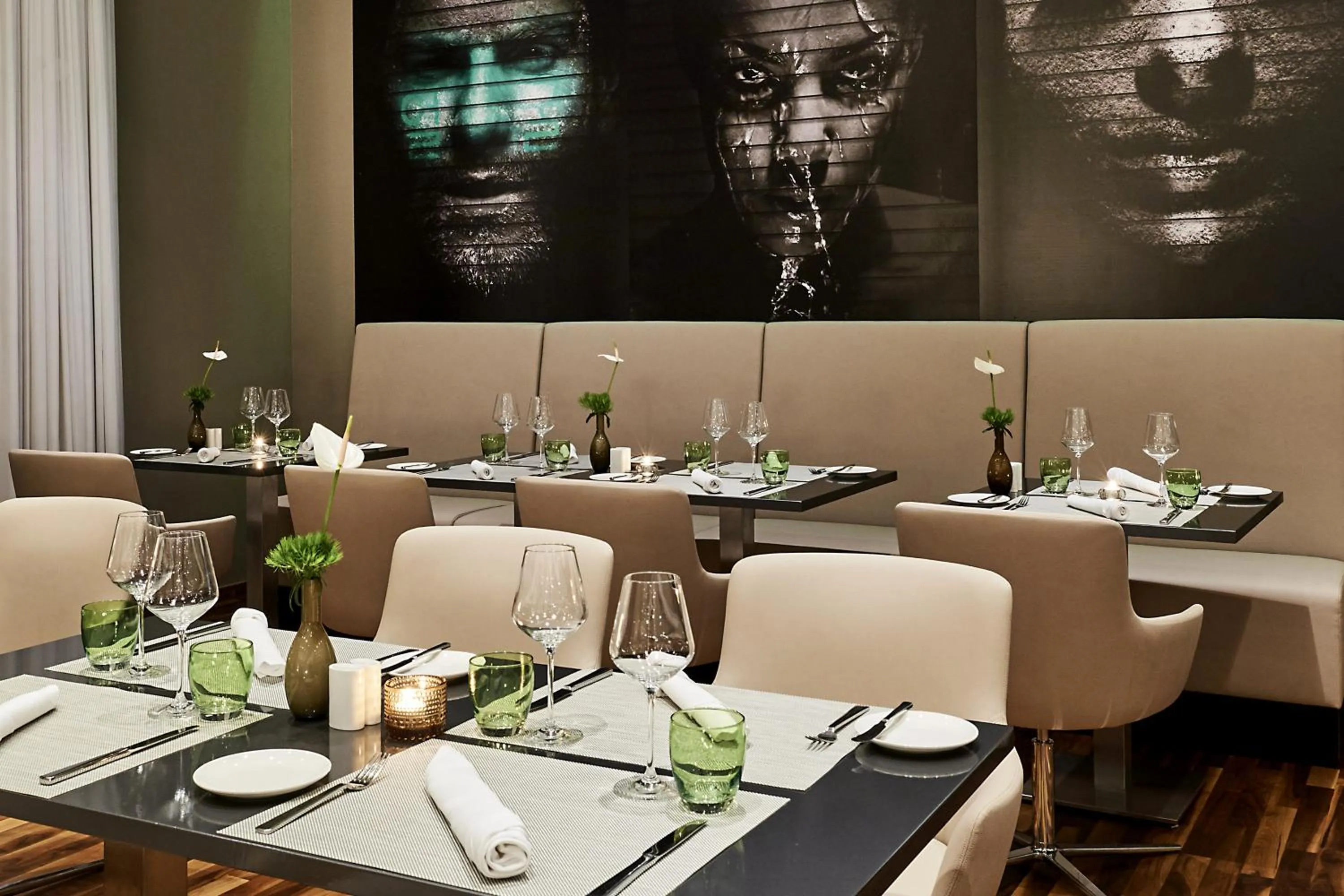 Restaurant/places to eat in LEGERE HOTEL Luxembourg
