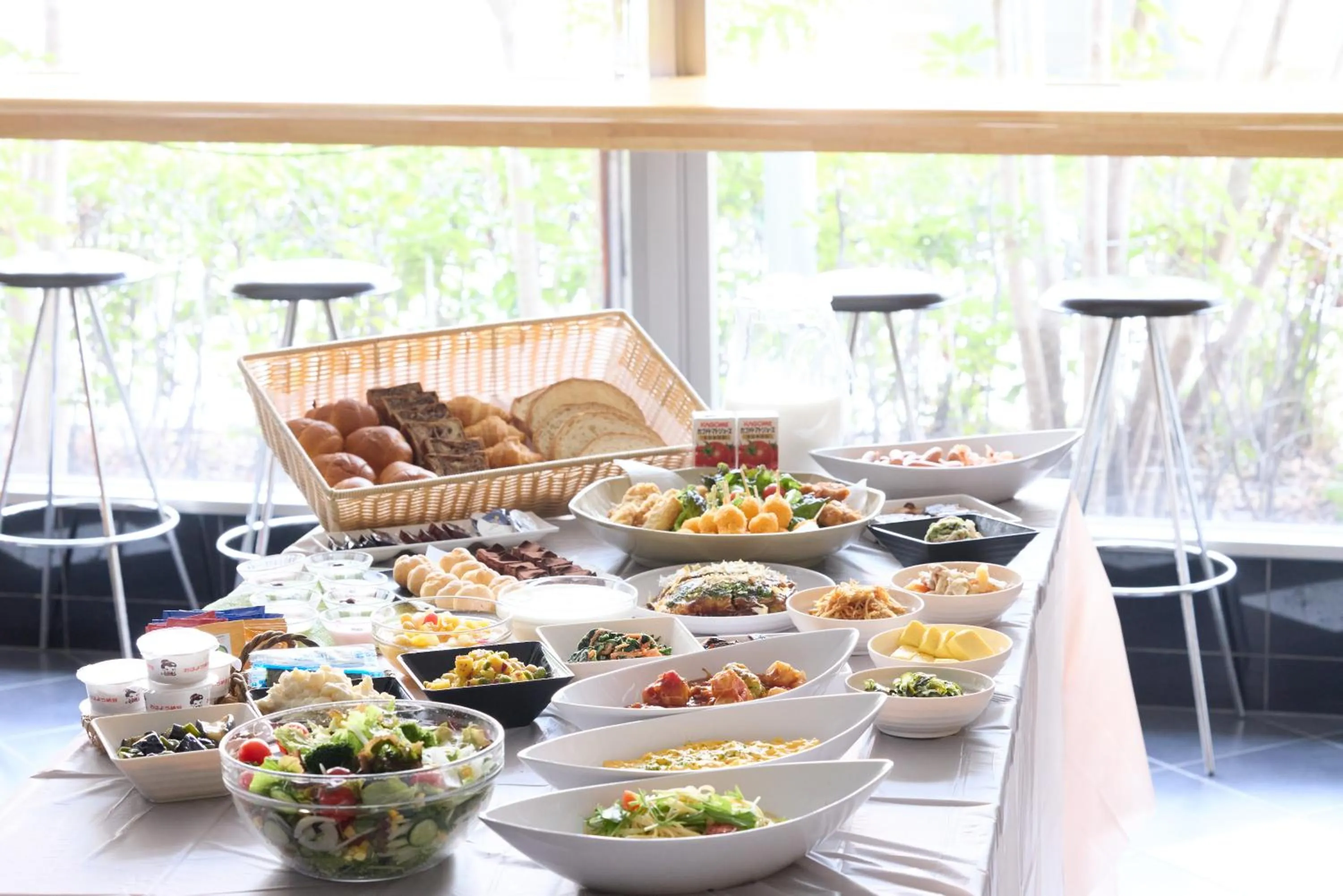 Buffet breakfast in Urbain Hiroshima Executive