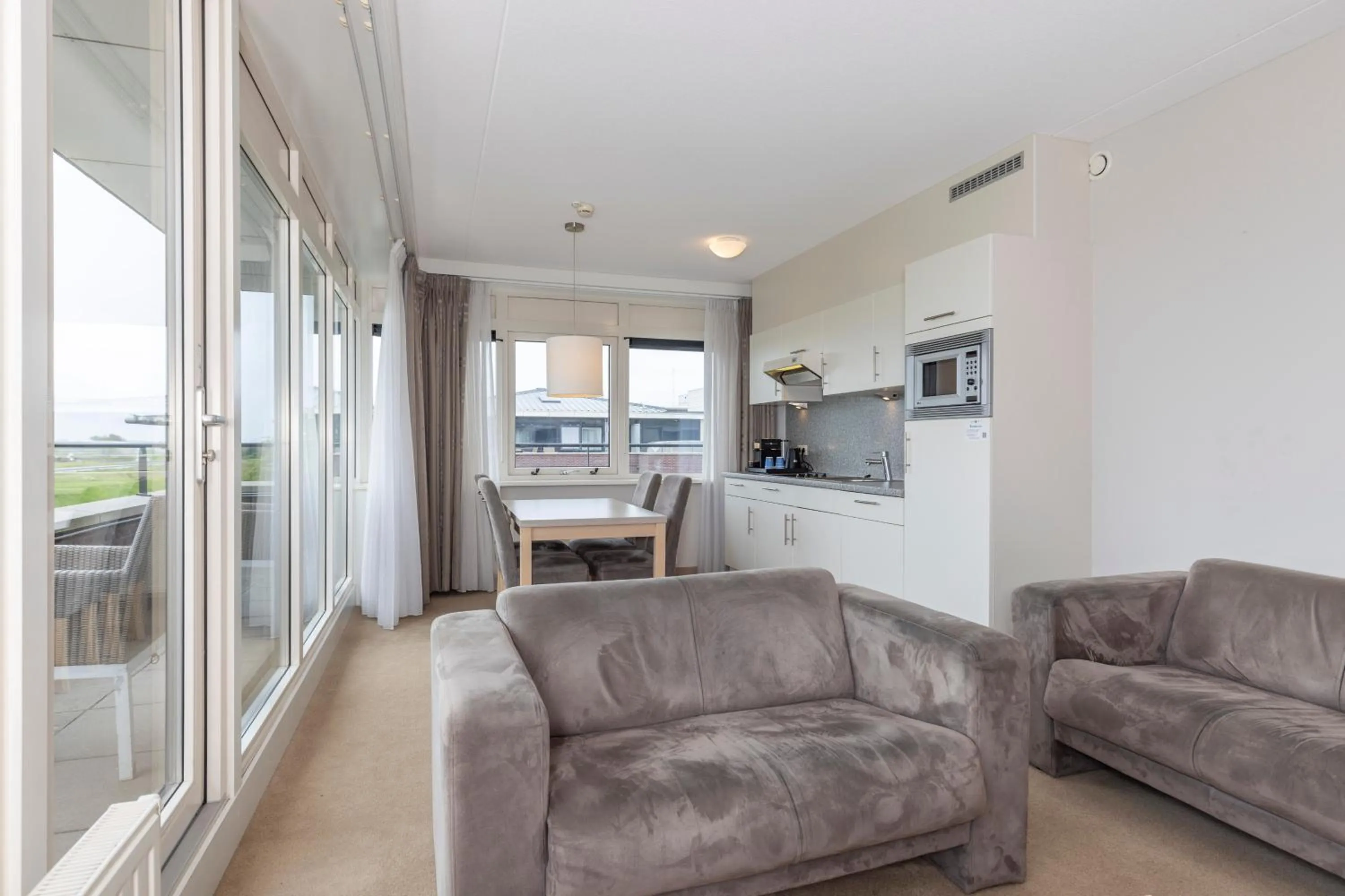 Kitchen or kitchenette in Fletcher Wellness-Hotel Kamperduinen