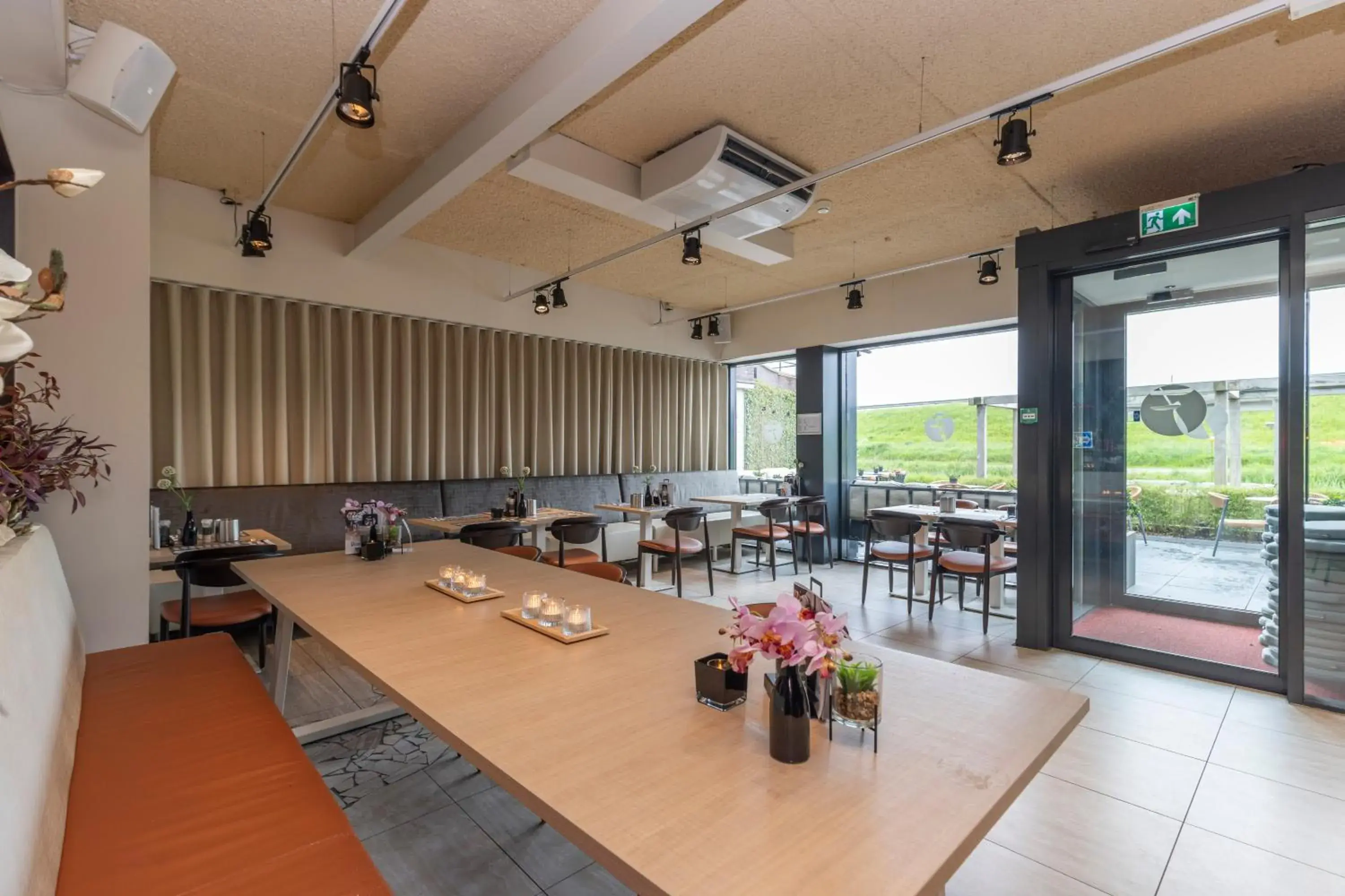 Restaurant/places to eat in Fletcher Wellness-Hotel Kamperduinen Restaurant/places to eat in Fletcher Wellness-Hotel Kamperduinen