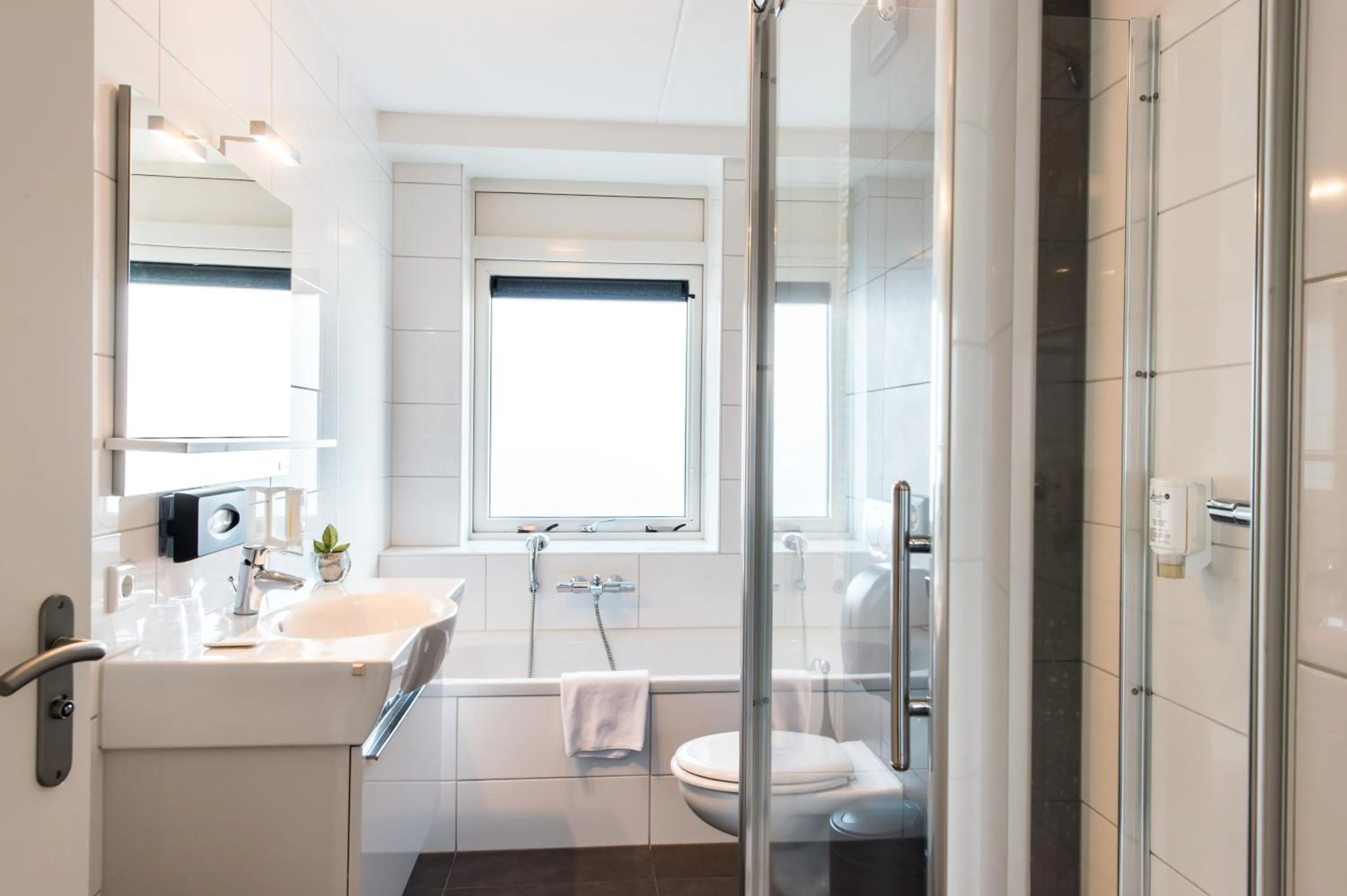 Shower in Fletcher Wellness-Hotel Kamperduinen