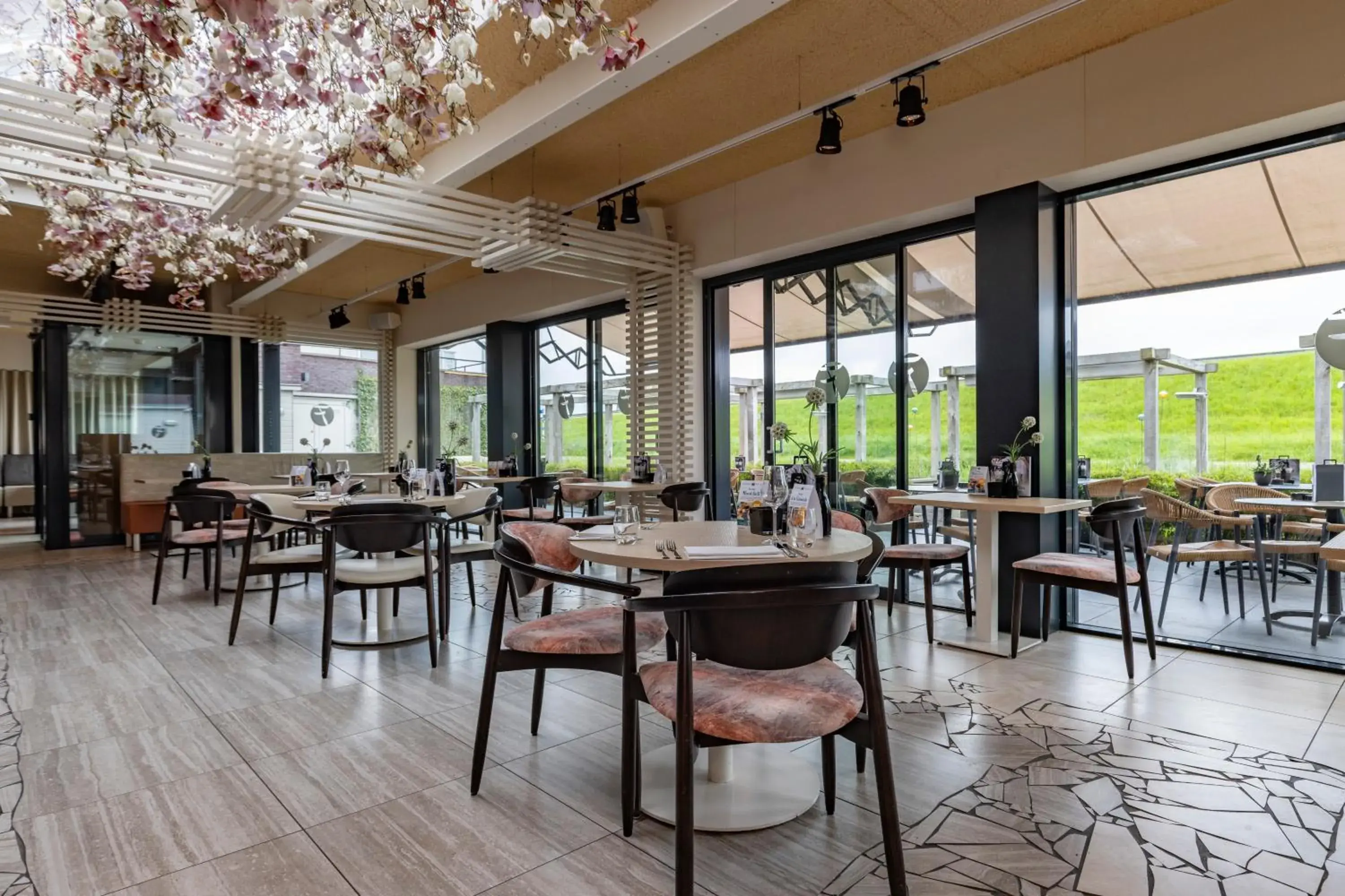 Restaurant/places to eat in Fletcher Wellness-Hotel Kamperduinen Restaurant/places to eat in Fletcher Wellness-Hotel Kamperduinen