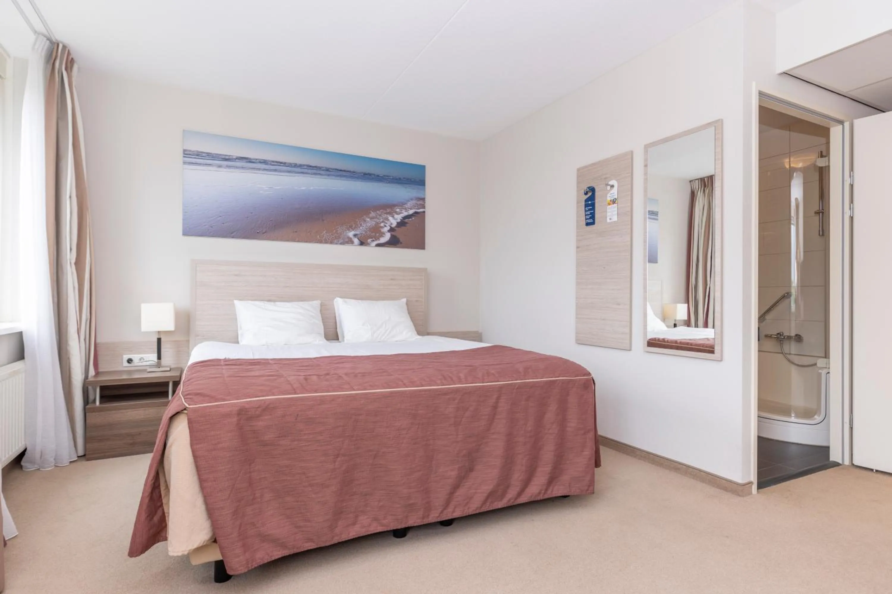 Bed in Fletcher Wellness-Hotel Kamperduinen