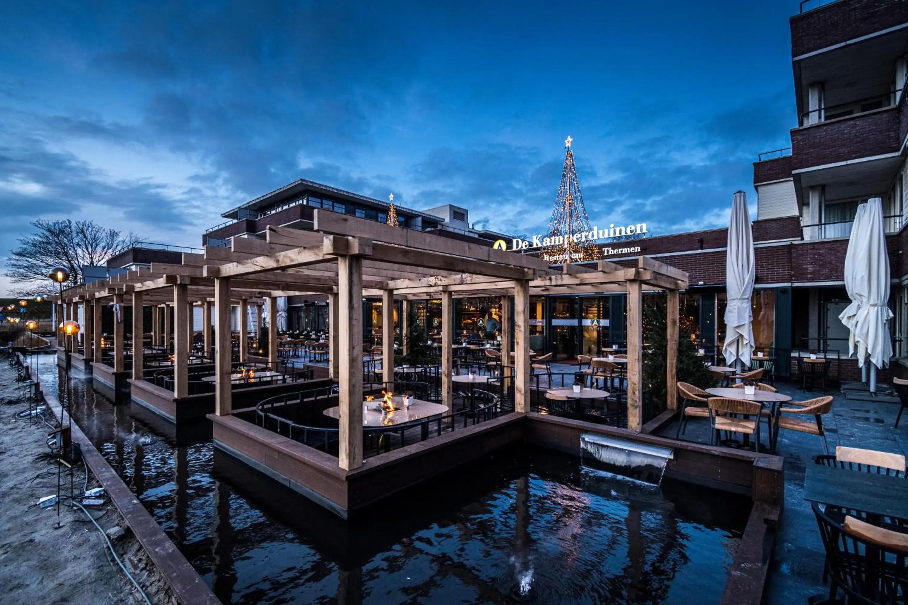 Property building in Fletcher Wellness-Hotel Kamperduinen Property building in Fletcher Wellness-Hotel Kamperduinen