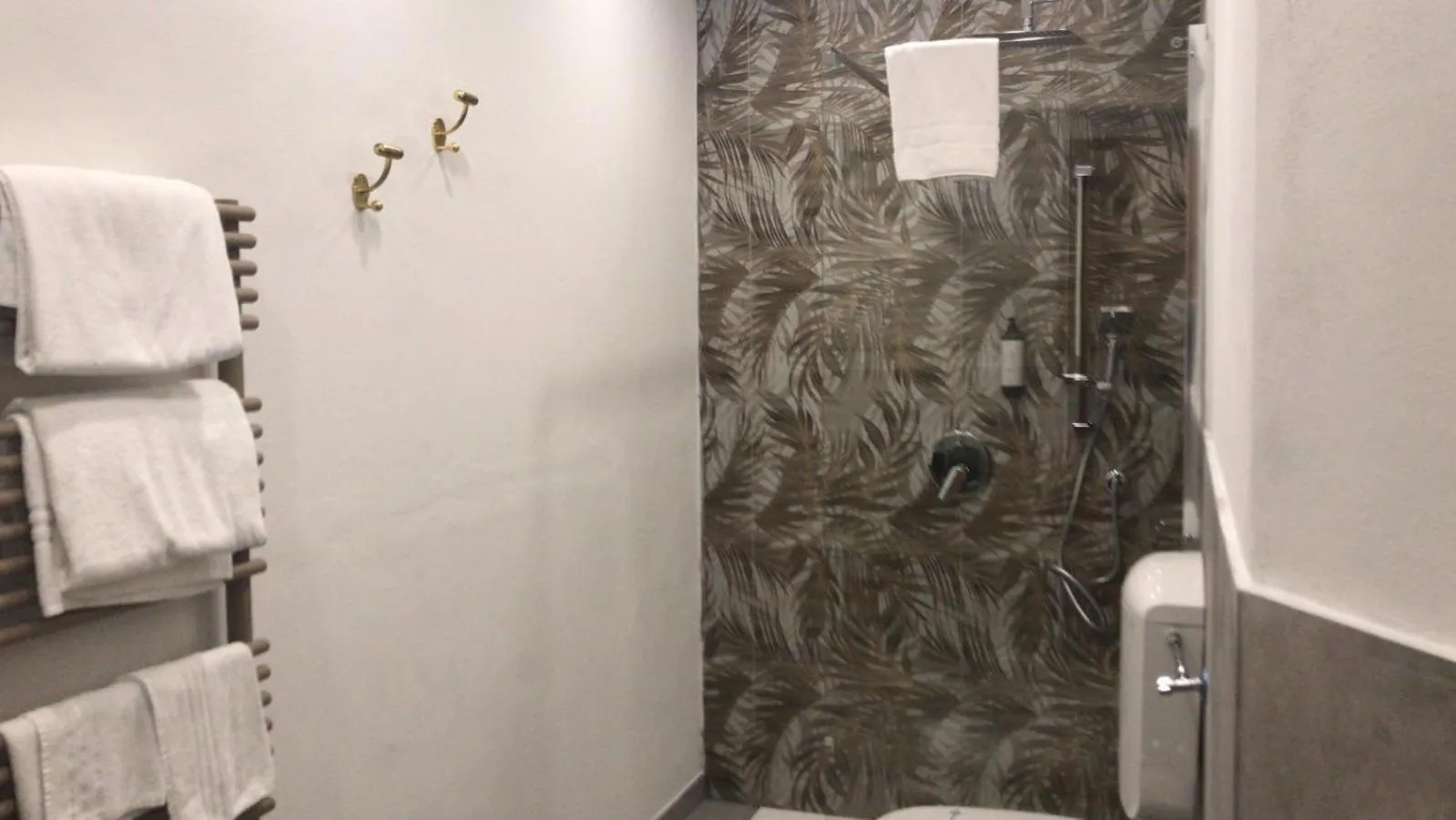 Shower in Garda Sol SPA Hotel & Appartamenti