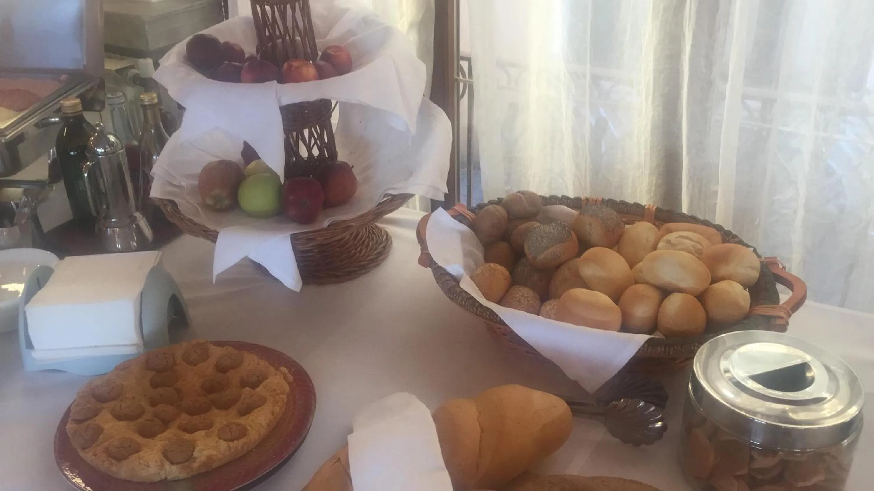 Breakfast in Garda Sol SPA Hotel & Appartamenti