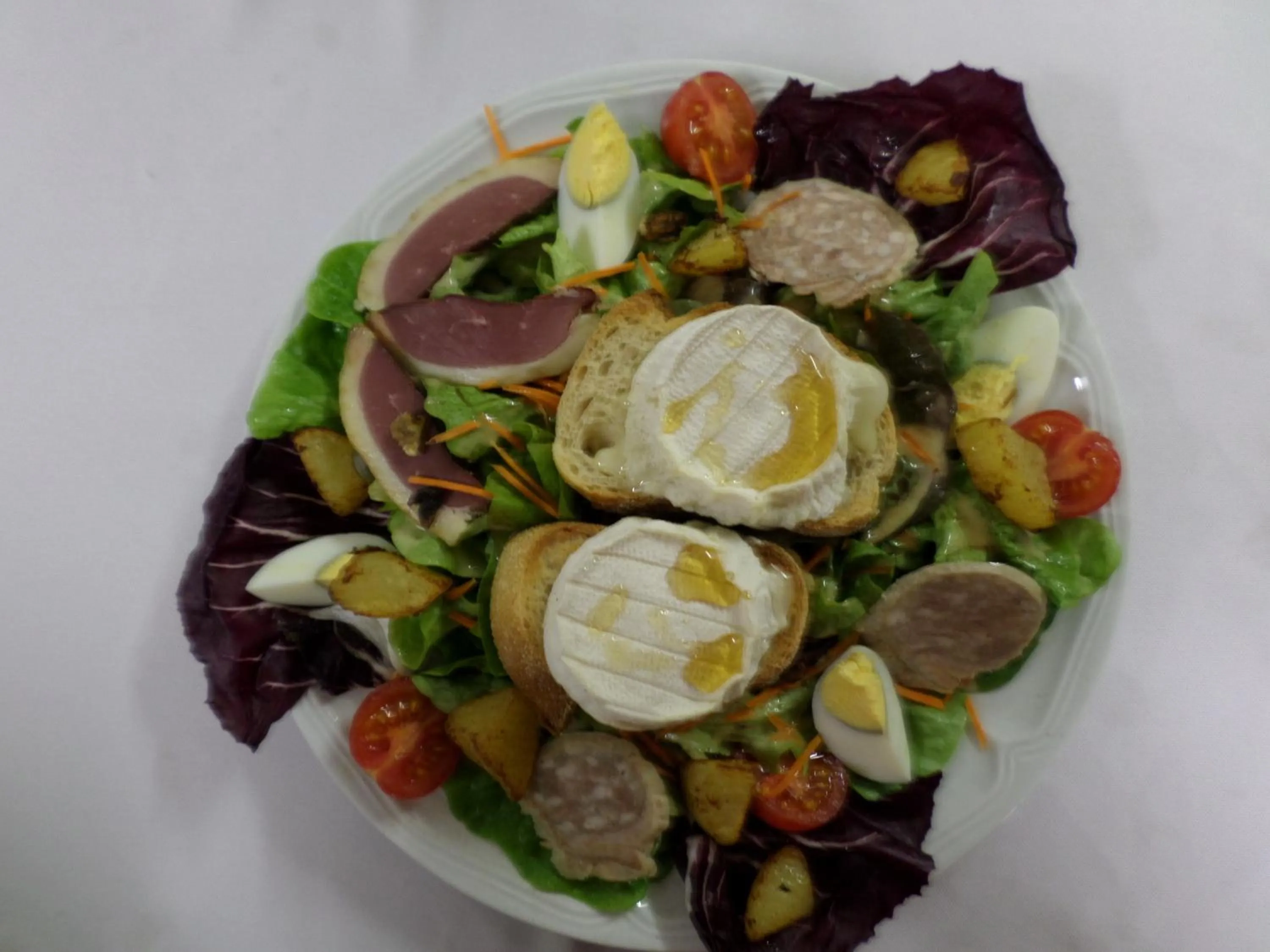 Lunch in Logis hôtel restaurant les Carillons