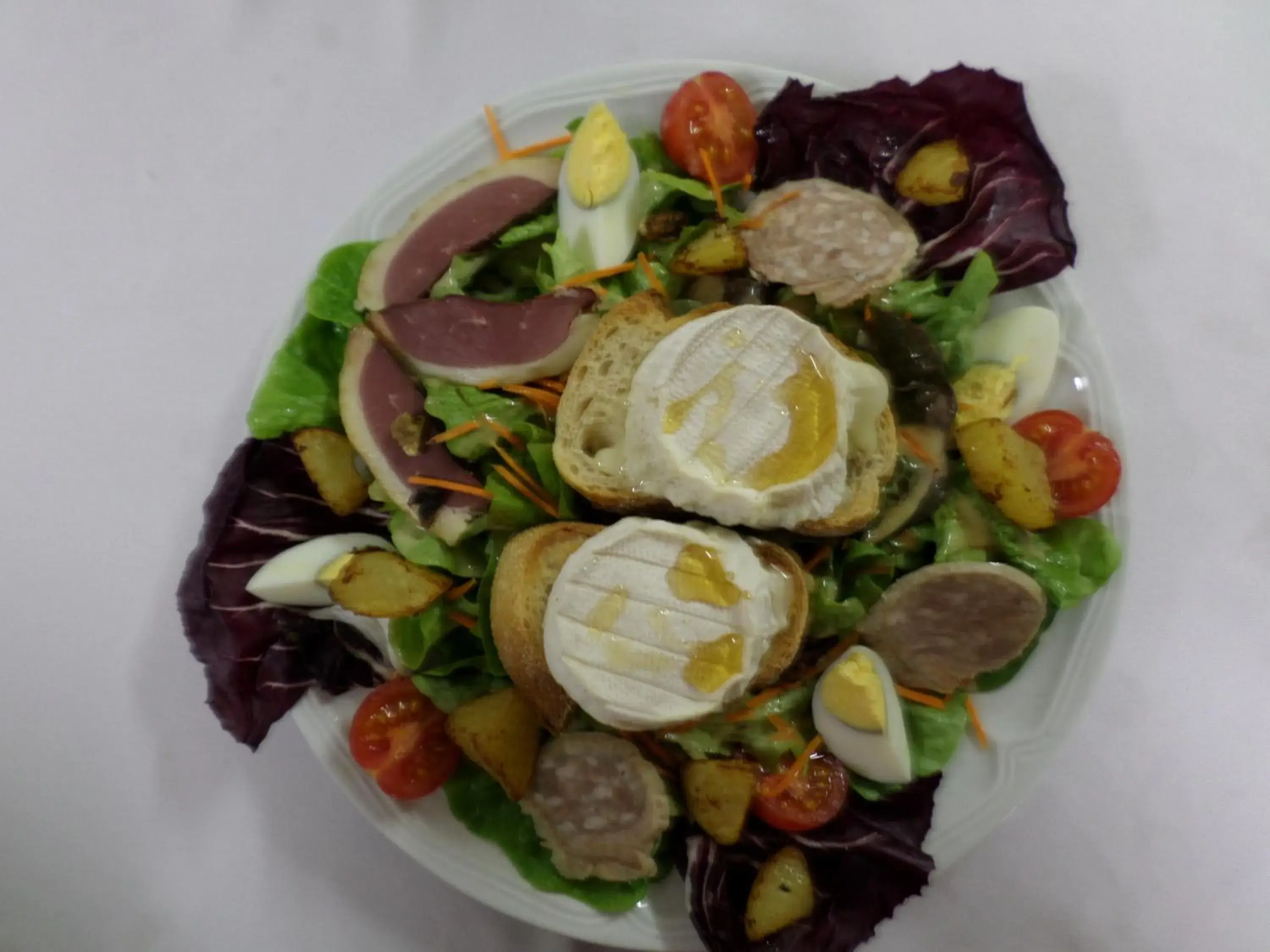 Lunch in Logis hôtel restaurant les Carillons Lunch in Logis hôtel restaurant les Carillons