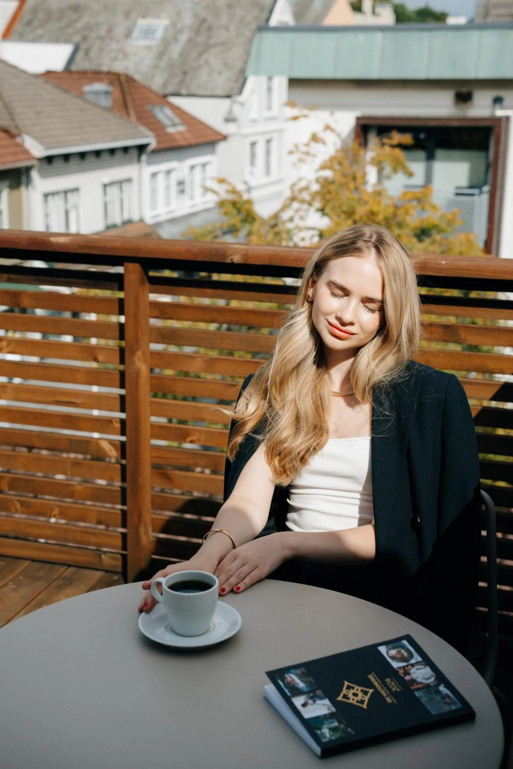 group of guests in GamlaVærket Gjæstgiveri og Tracteringssted