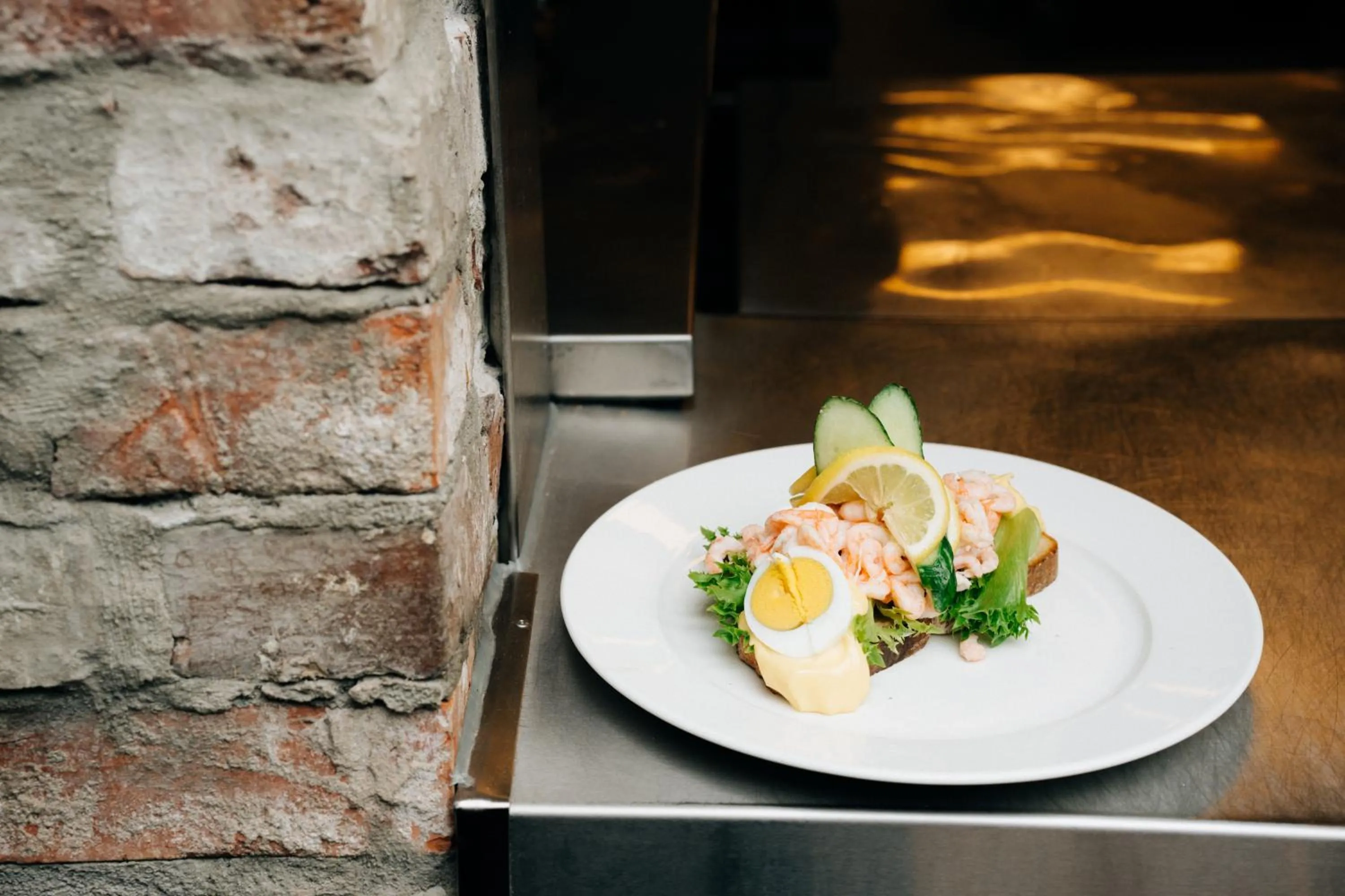 Lunch in GamlaVærket Gjæstgiveri og Tracteringssted