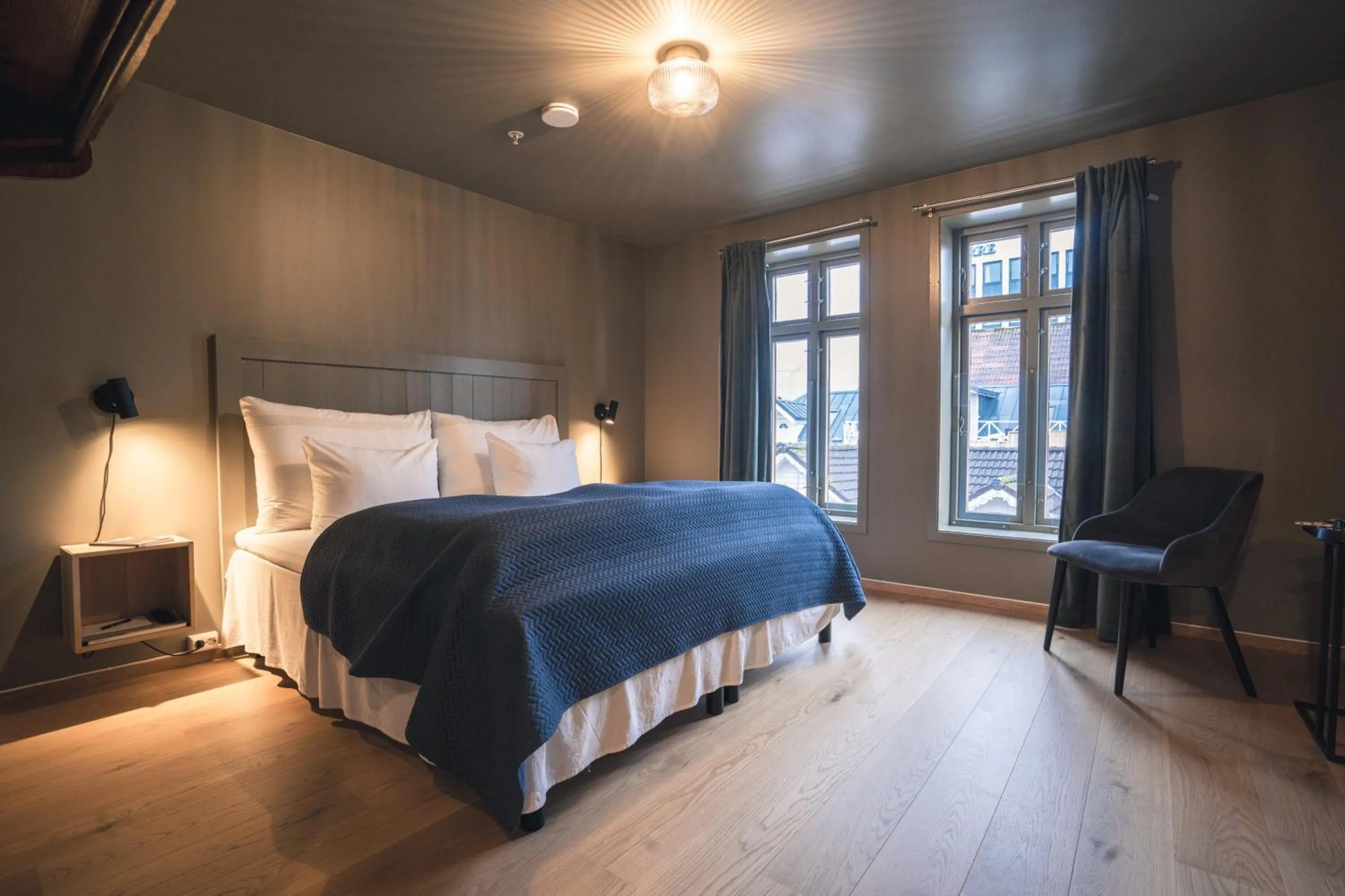 Bedroom, Bed in GamlaVærket Gjæstgiveri og Tracteringssted