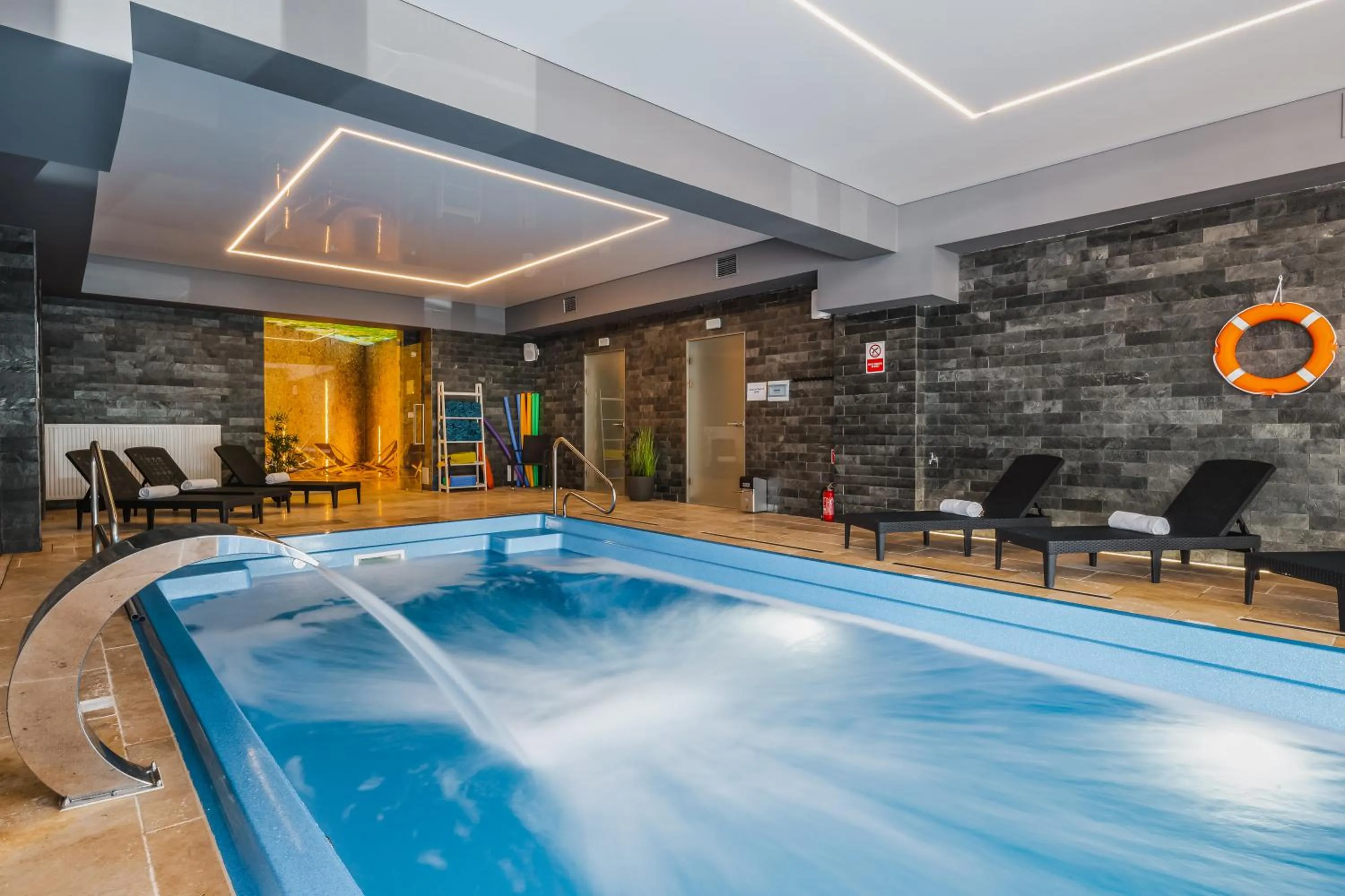 Swimming pool in Hotel Smile Pieniny