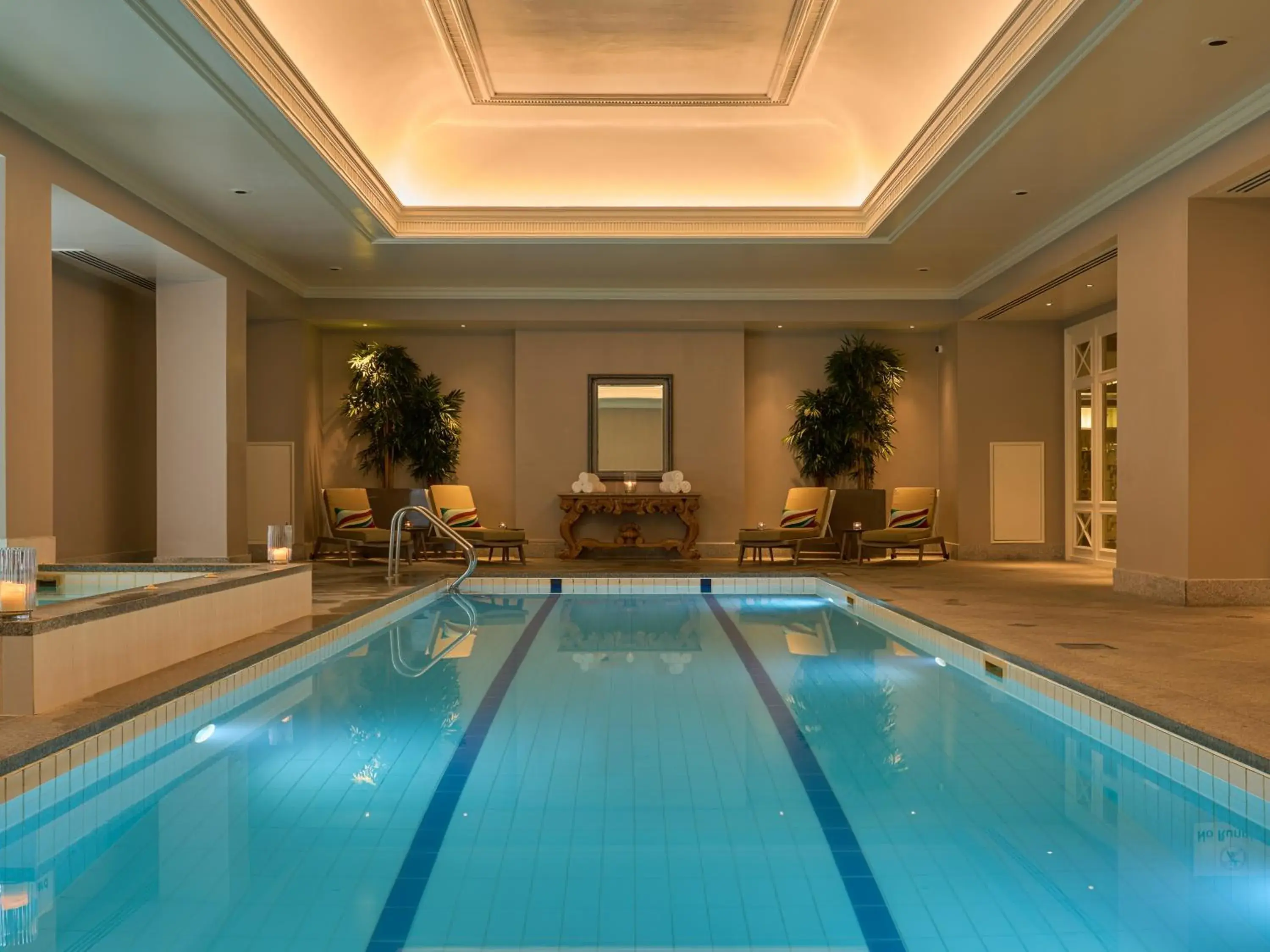 Swimming pool in InterContinental Dublin by IHG Swimming pool in InterContinental Dublin by IHG