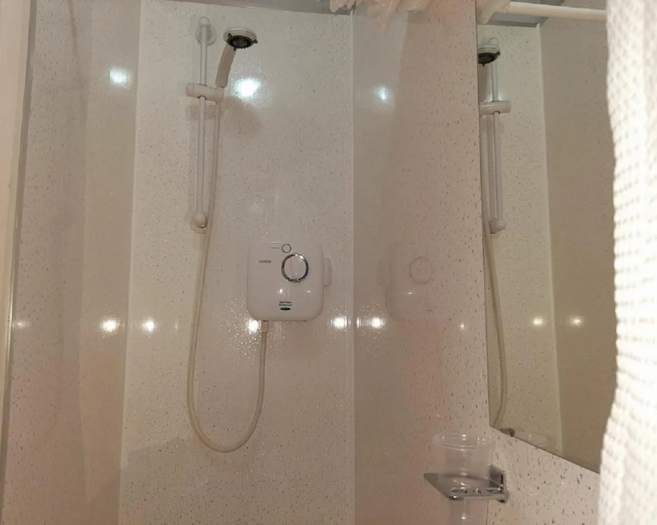 Bathroom in Seacroft Guest House