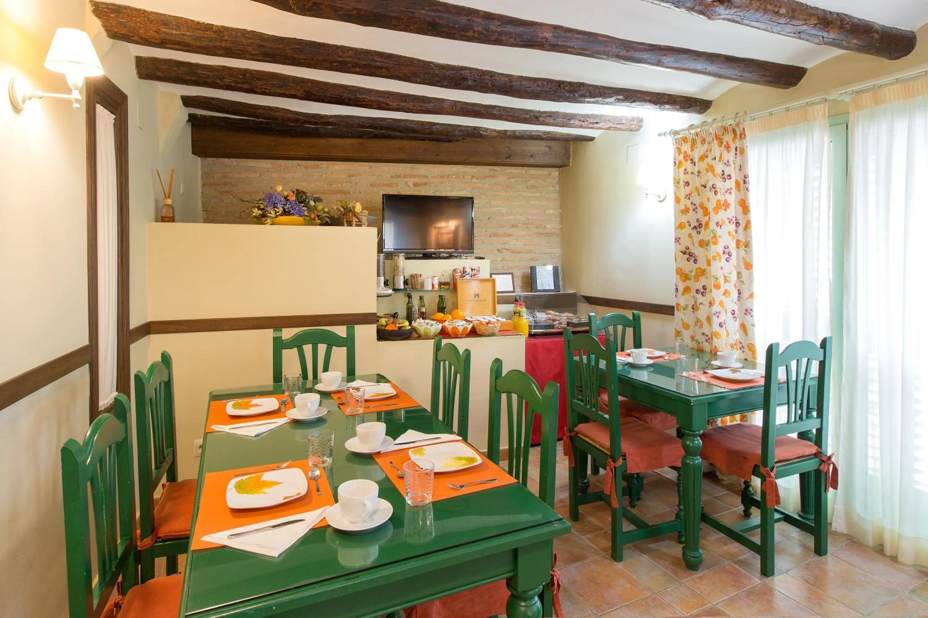 Food and drinks in Hotel Rural El Pilaret