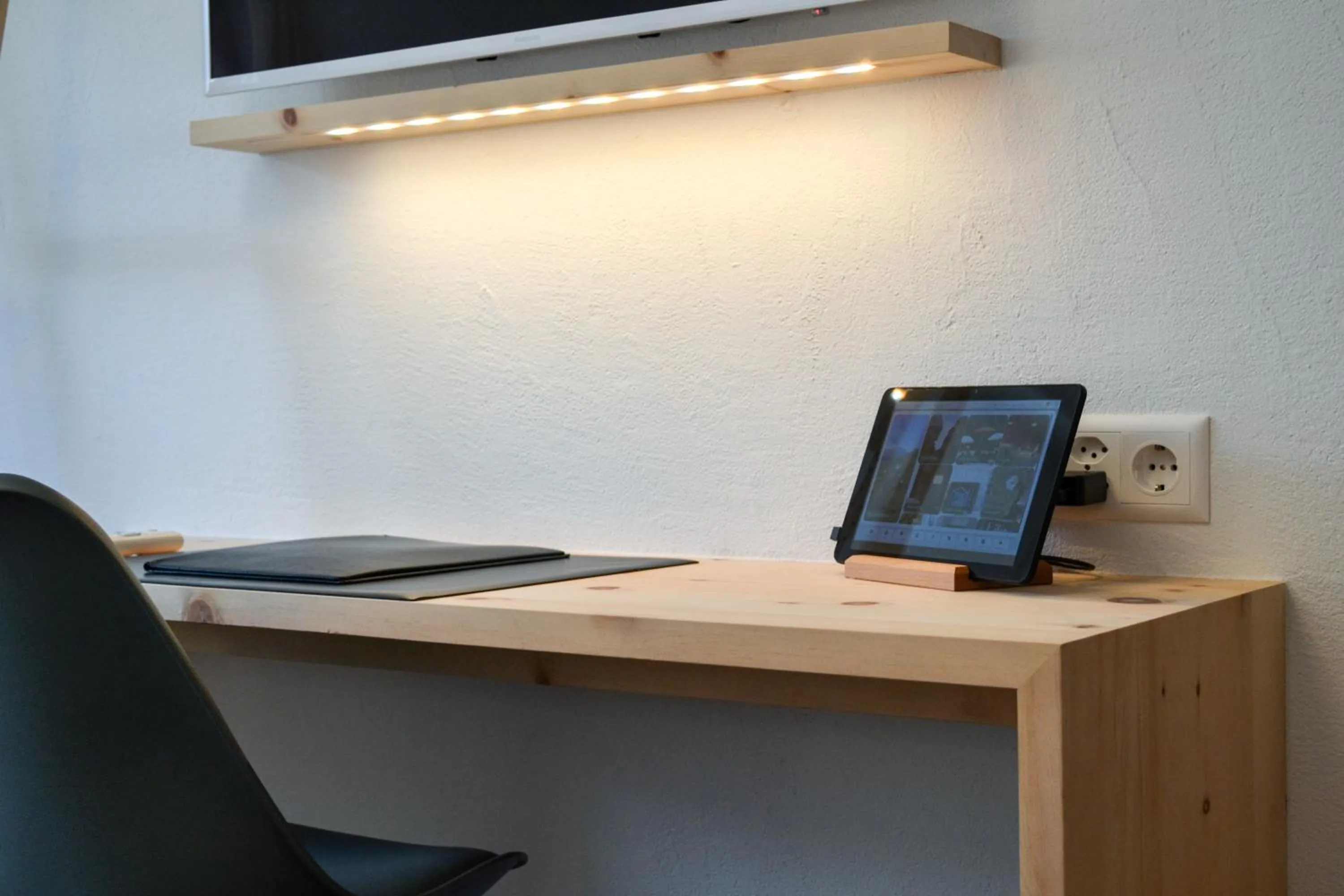 Photo of the whole room in Schorta's Alvetern - Boutique Hotel