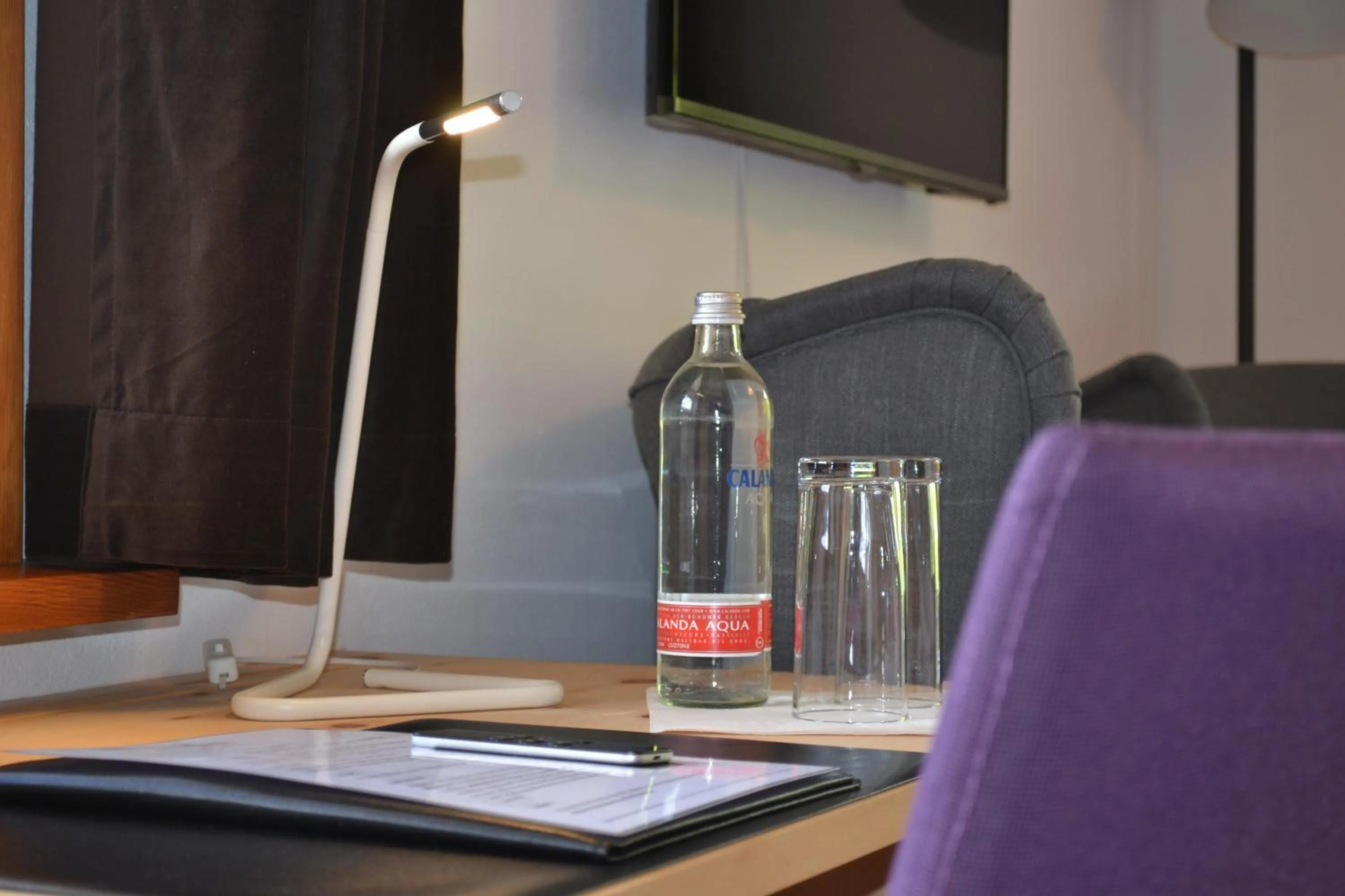 Photo of the whole room in Schorta's Alvetern - Boutique Hotel