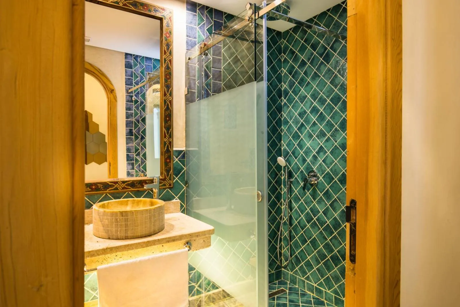 Bathroom in Dar Echchaouen Maison d'Hôtes & Riad