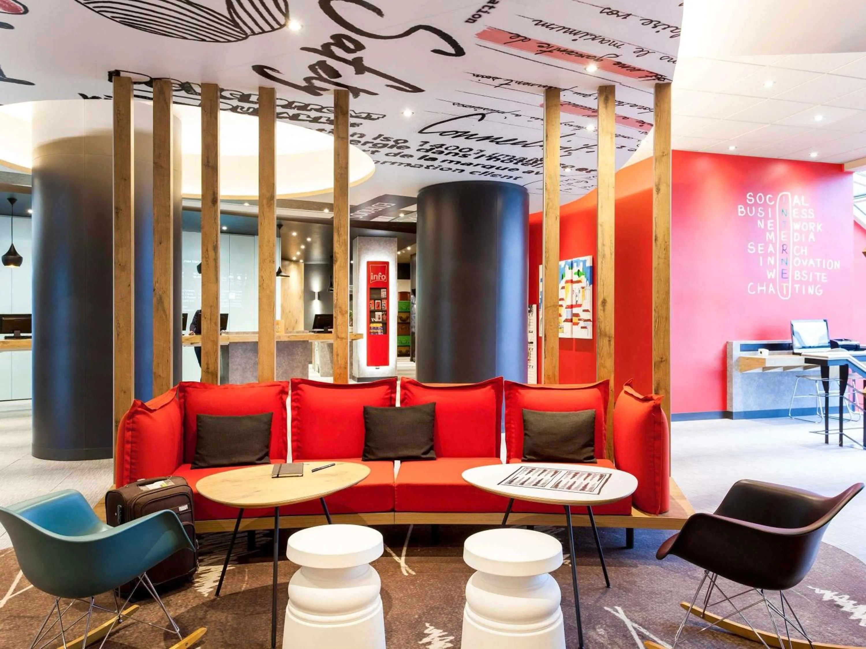 Restaurant/places to eat in Hotel ibis Lisboa Jose Malhoa