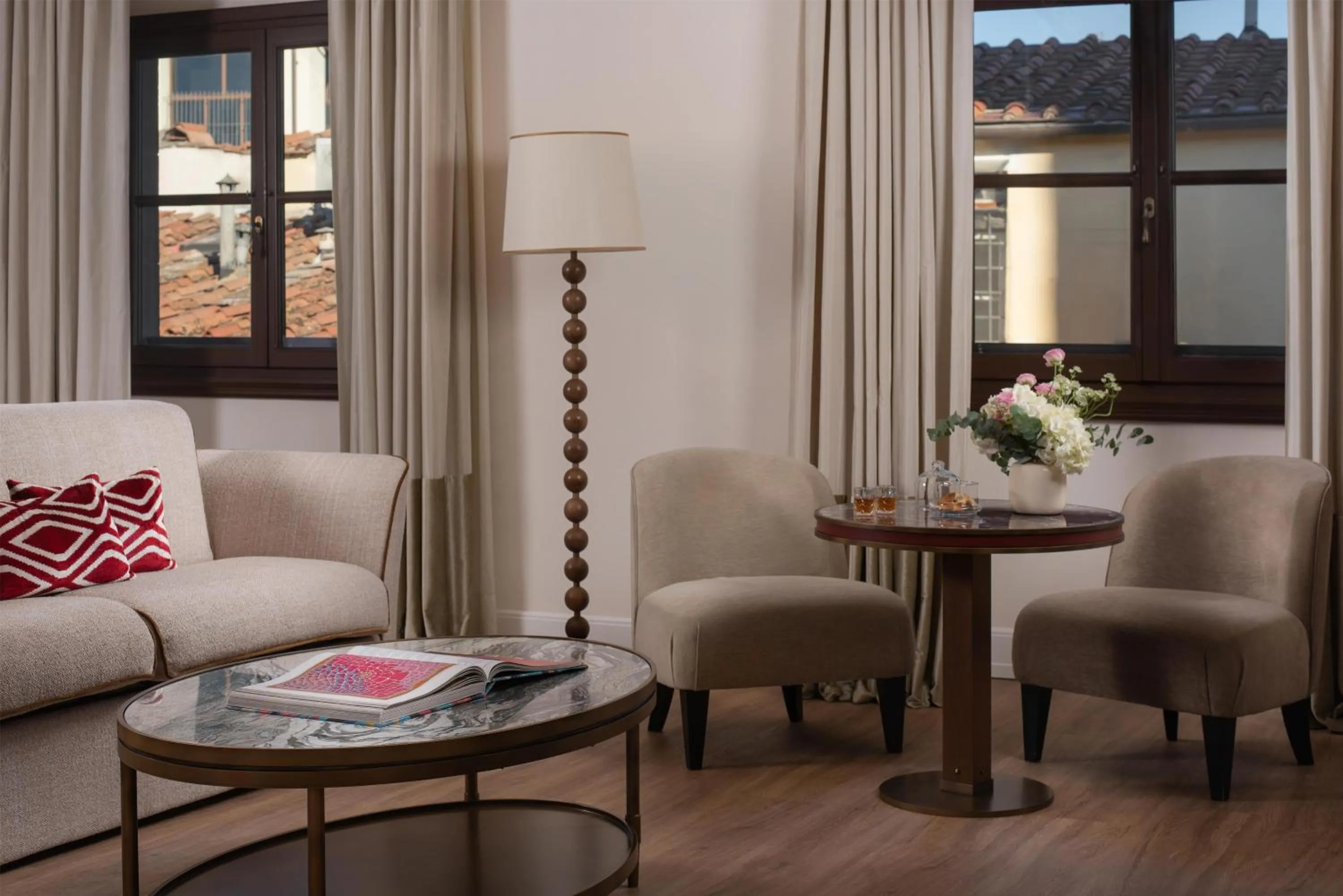 Photo of the whole room in NH Collection Firenze Porta Rossa