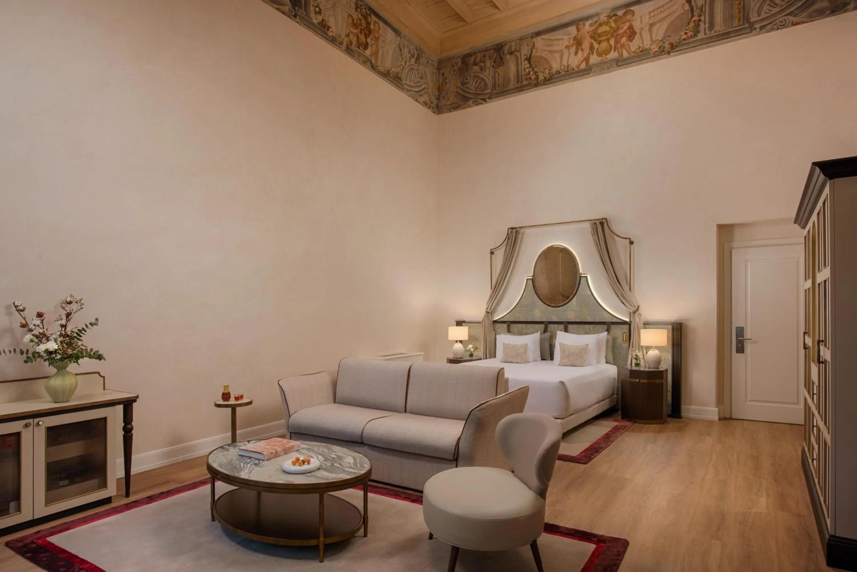 Bedroom, Bed in NH Collection Firenze Porta Rossa