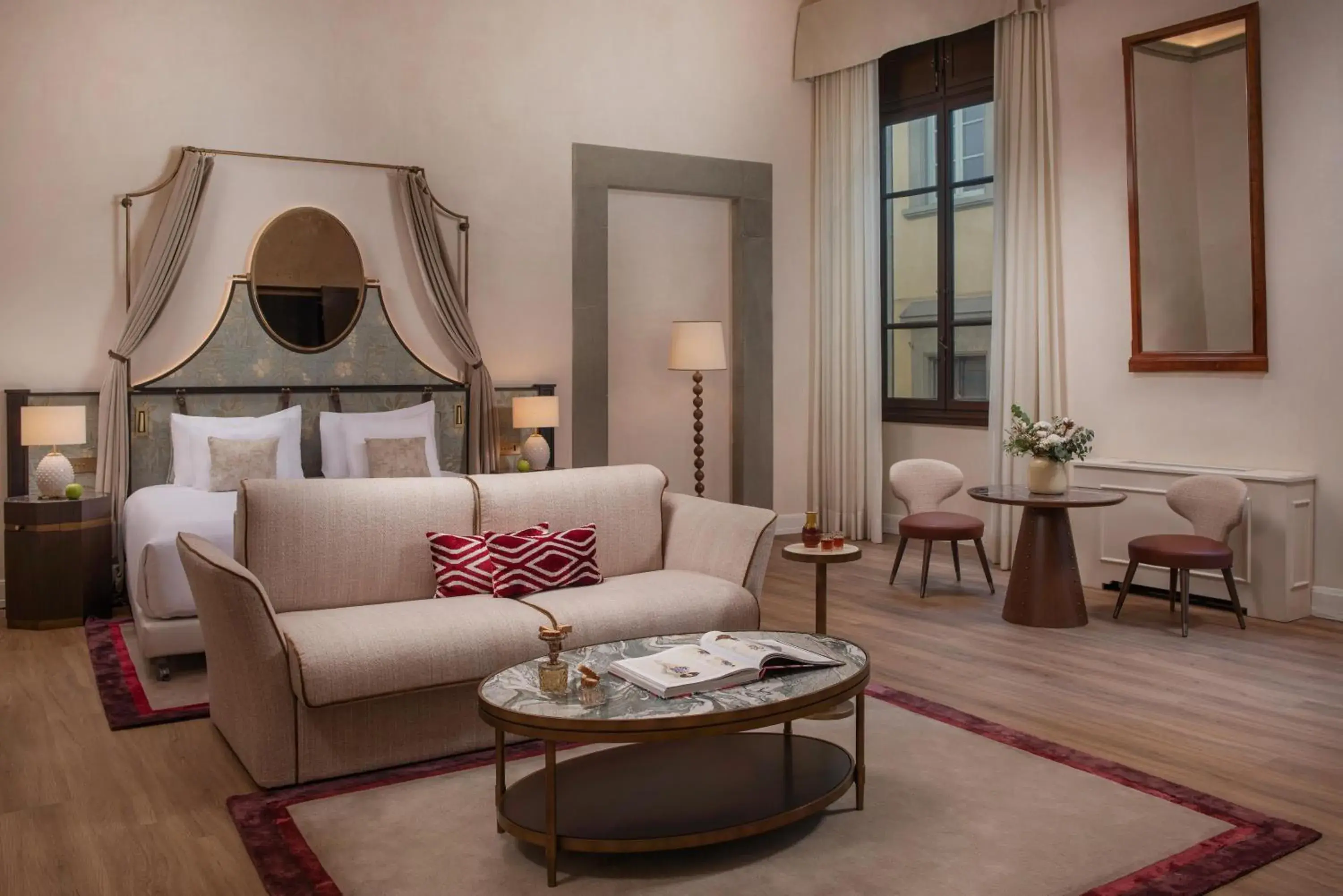 Bedroom in NH Collection Firenze Porta Rossa Bedroom in NH Collection Firenze Porta Rossa