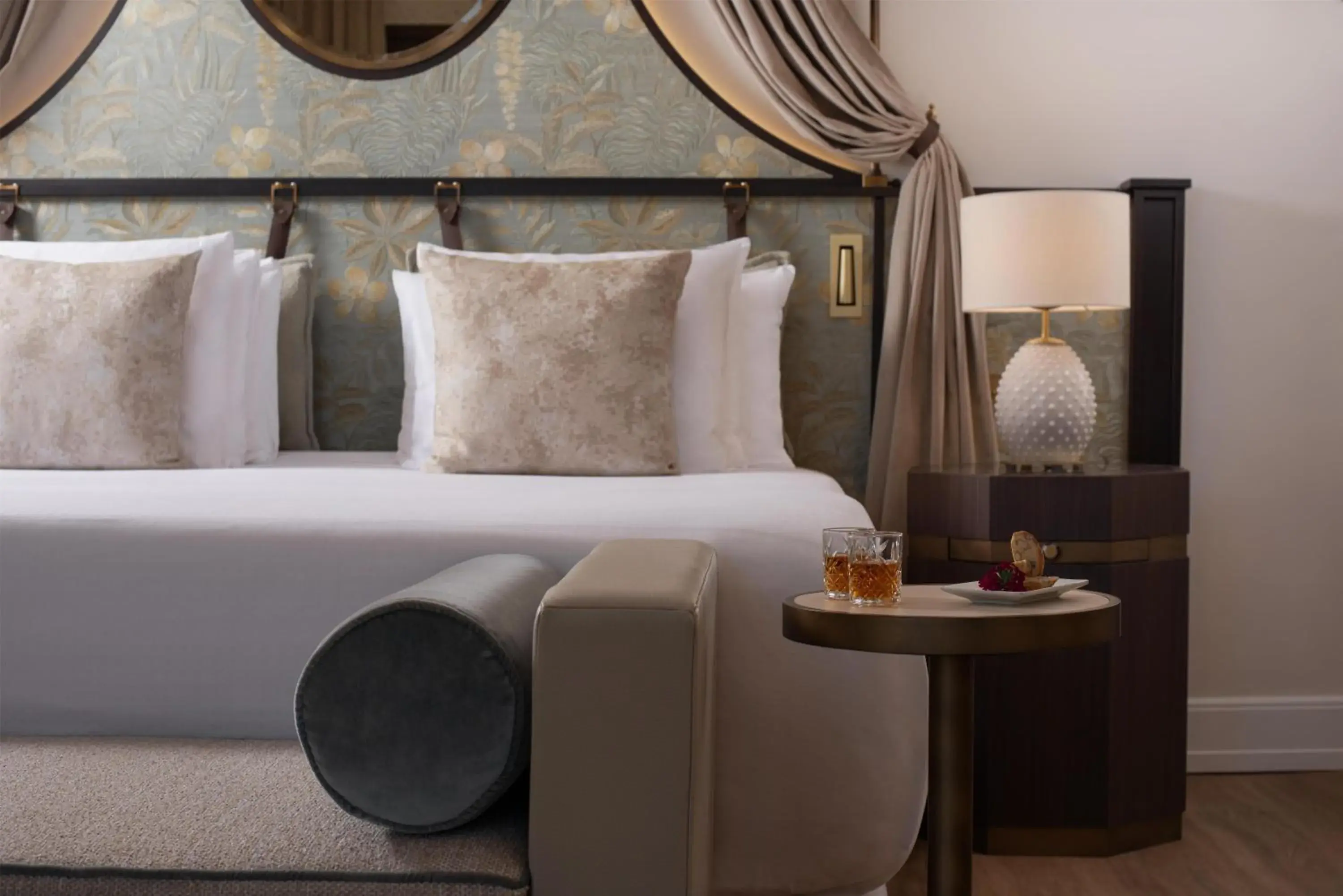 Photo of the whole room, Bed in NH Collection Firenze Porta Rossa Photo of the whole room, Bed in NH Collection Firenze Porta Rossa