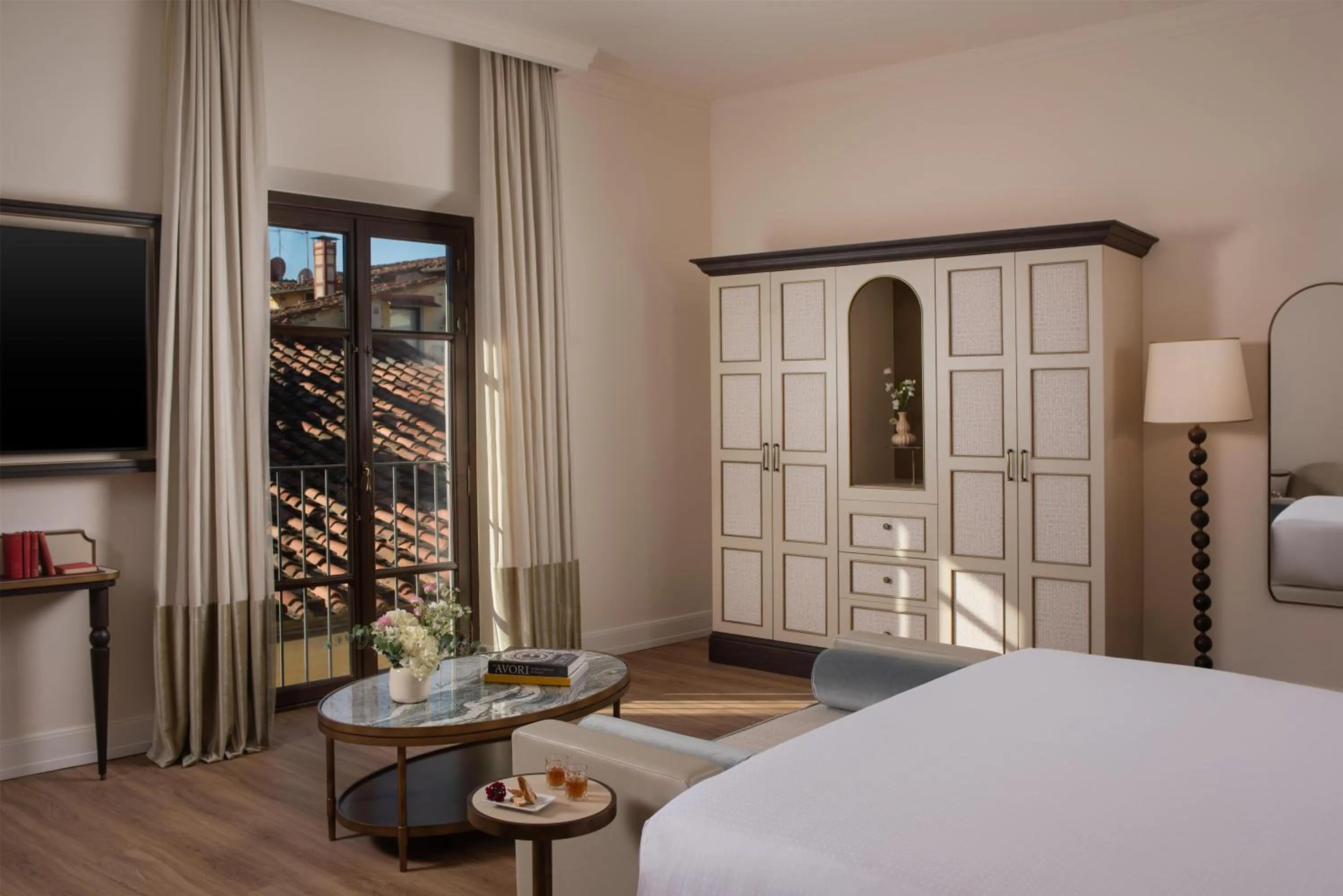 Photo of the whole room, Bed in NH Collection Firenze Porta Rossa