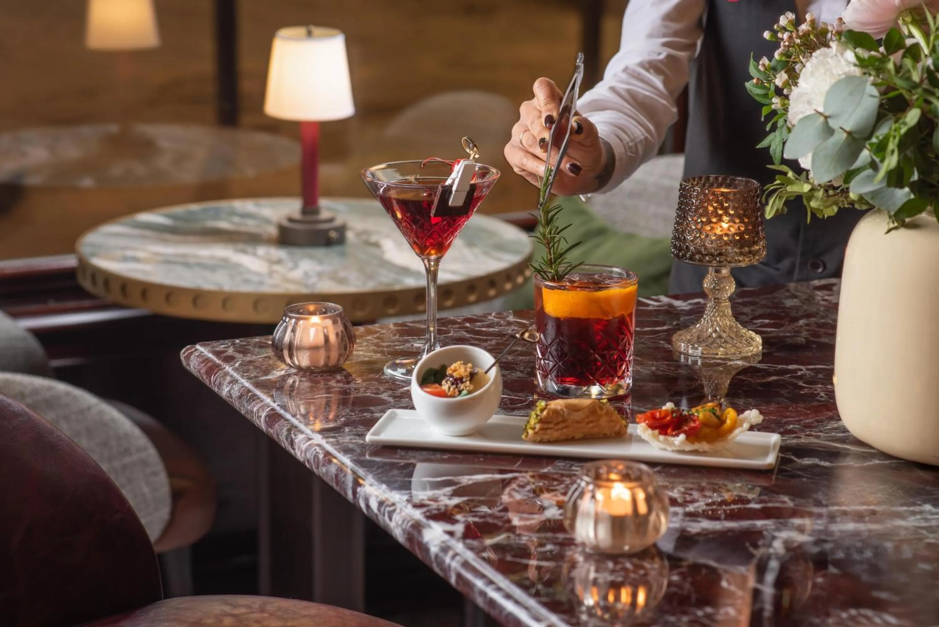 Lounge or bar in NH Collection Firenze Porta Rossa