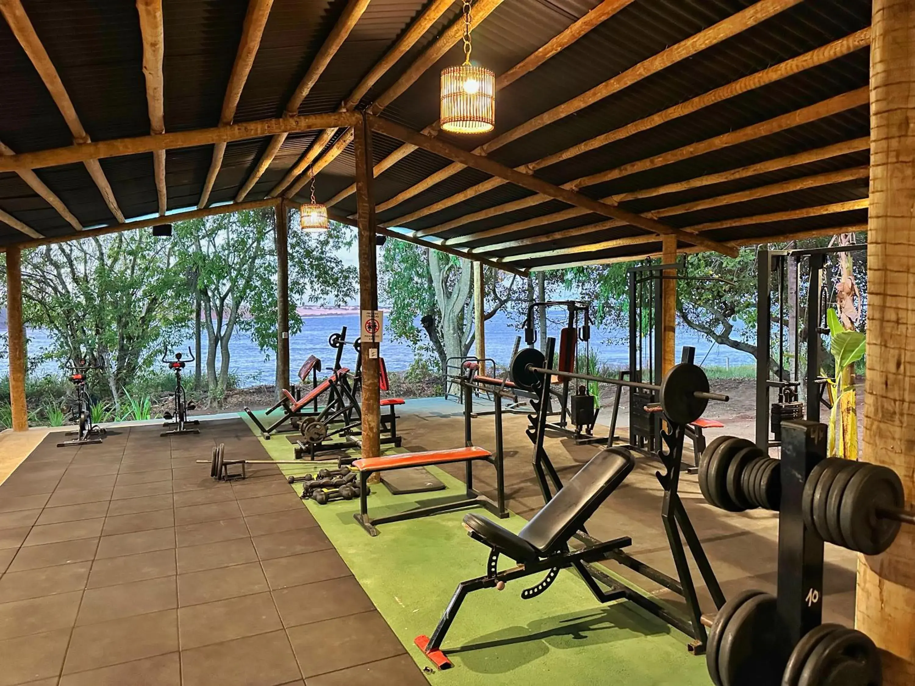 Fitness centre/facilities in Hotel Marinas Fitness centre/facilities in Hotel Marinas