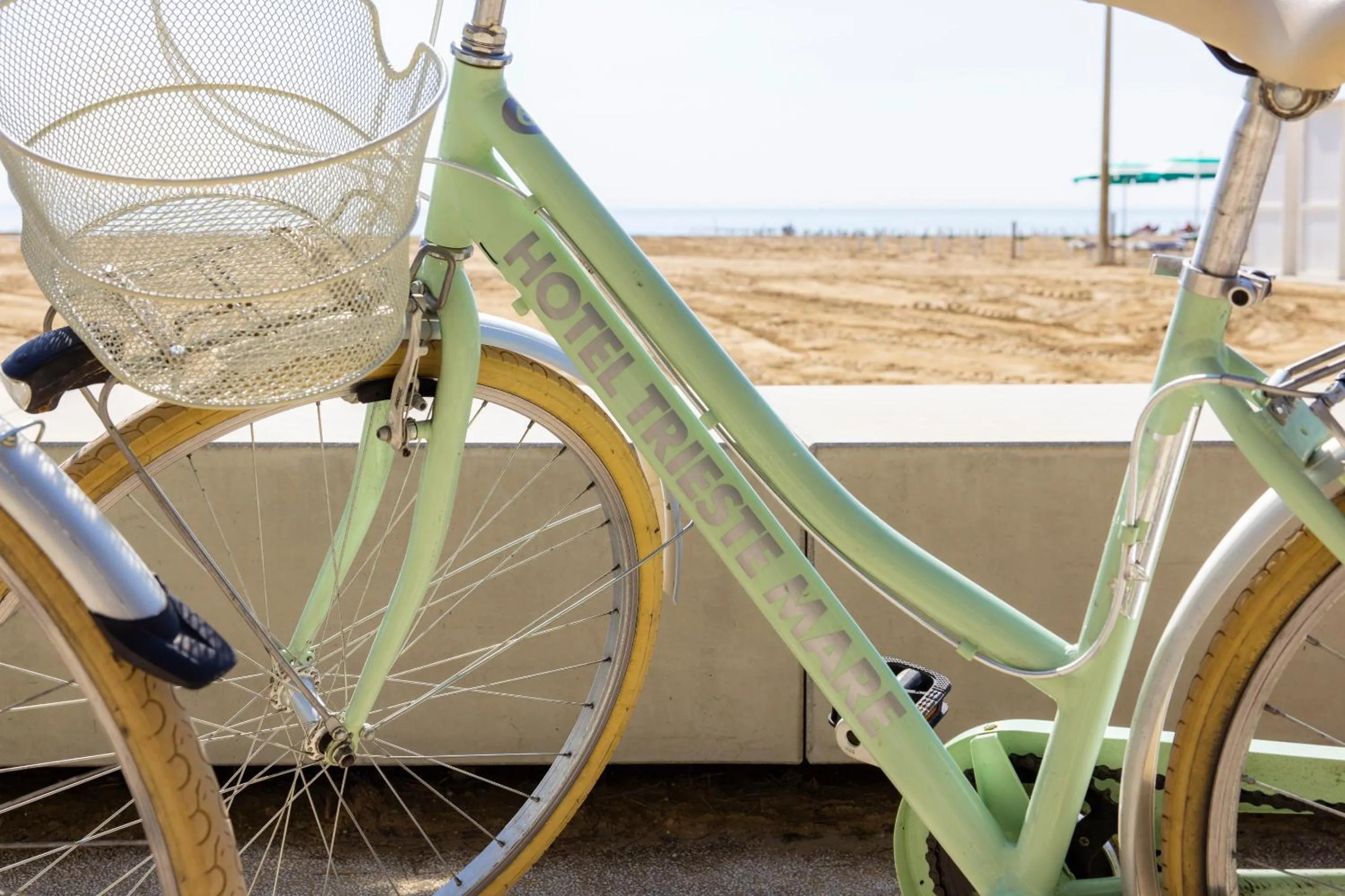 Cycling in Hotel Trieste Mare