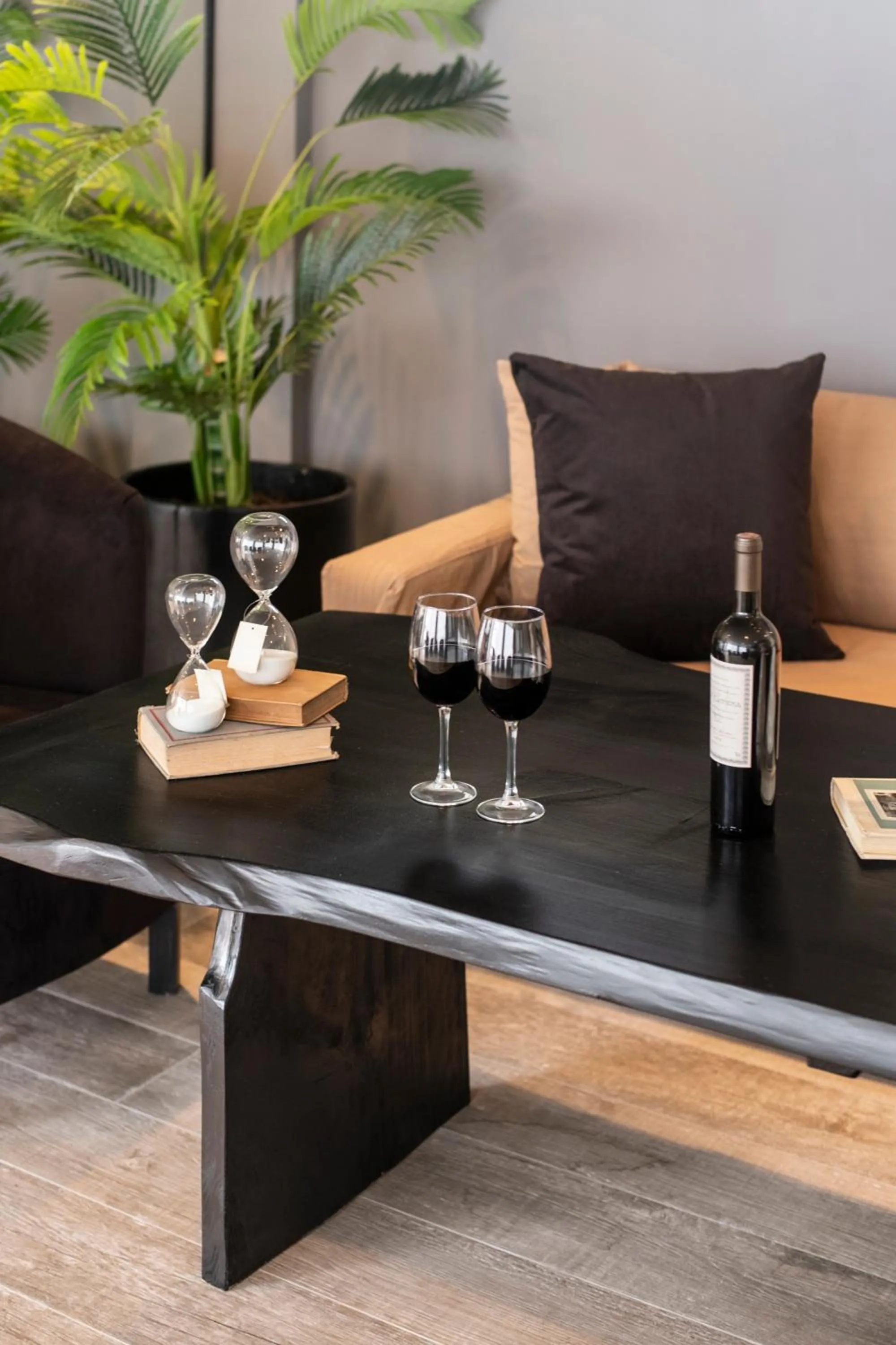 Living room in Efe Hotel & Cowork