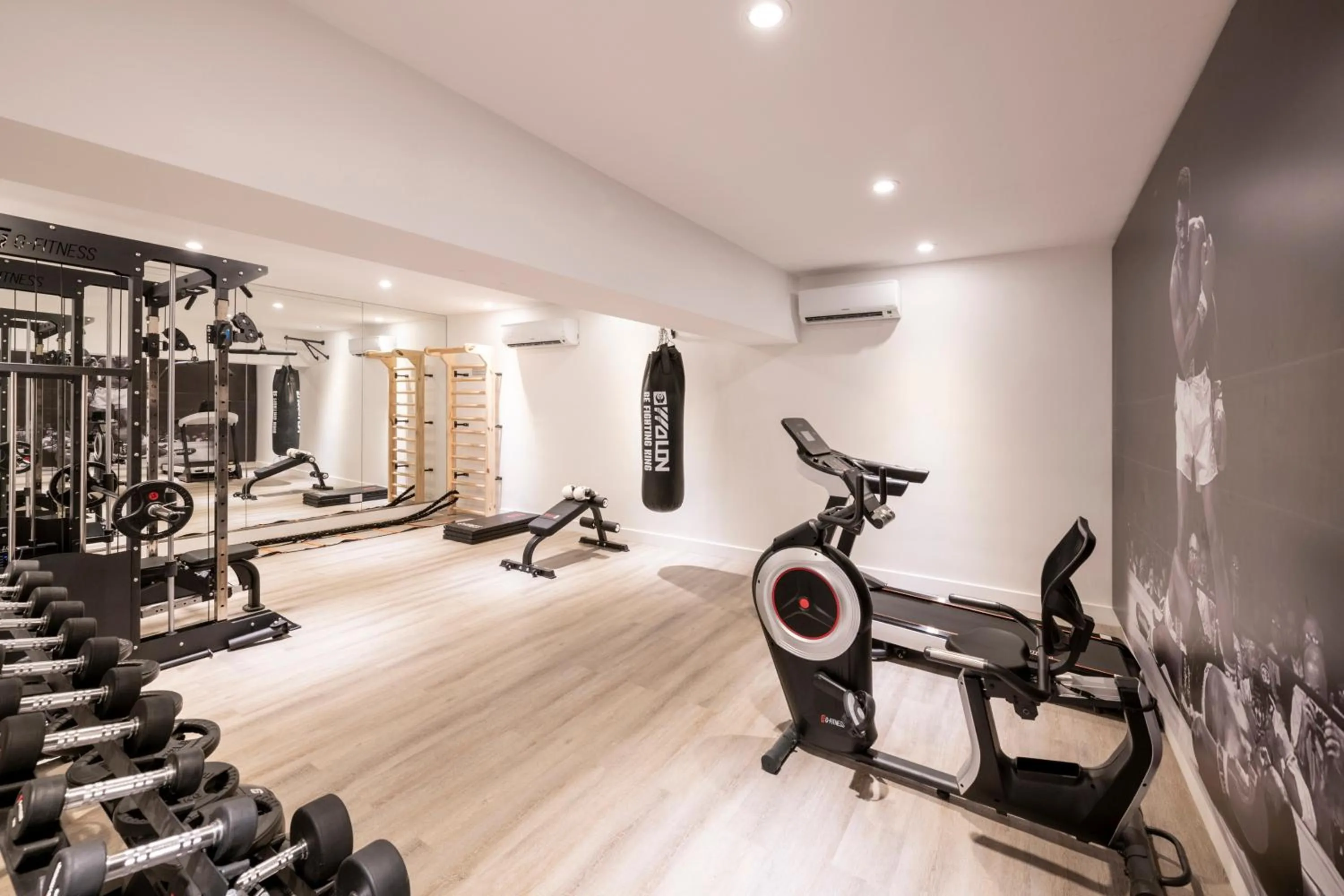 Fitness centre/facilities in Efe Hotel & Cowork