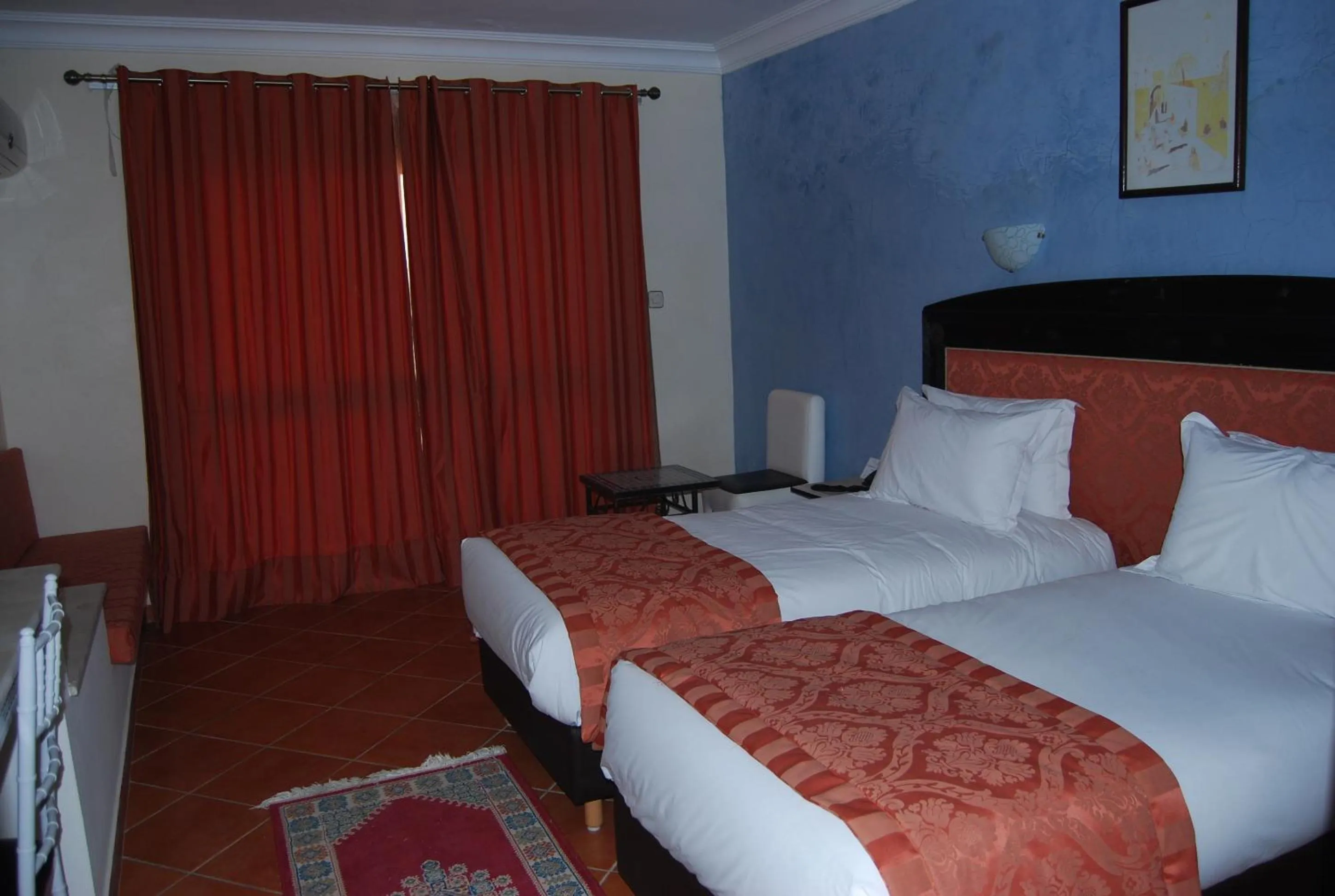 Photo of the whole room, Bed in Hotel Al Khaima