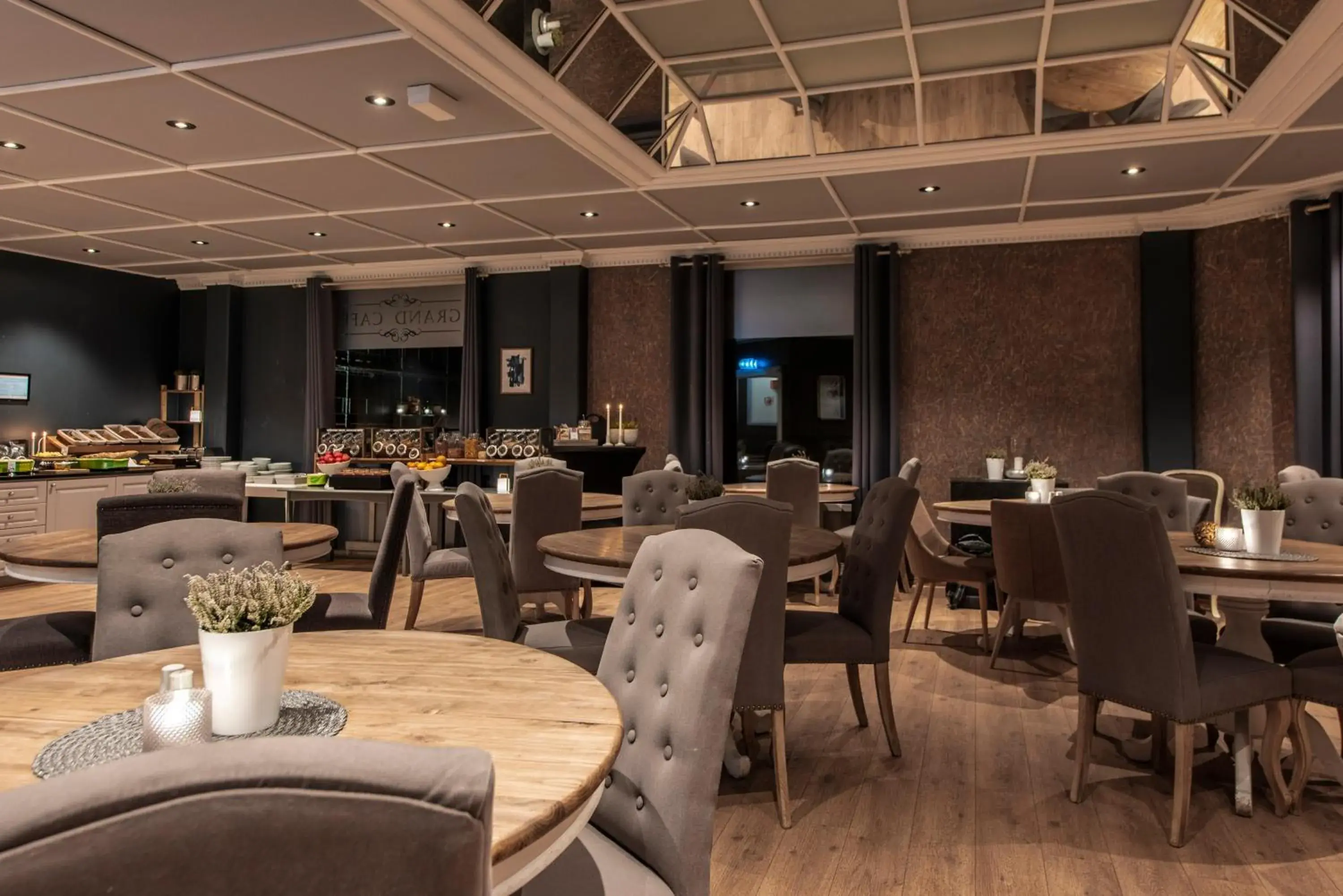 Restaurant/places to eat in Home Hotel Grand Gjøvik Restaurant/places to eat in Home Hotel Grand Gjøvik