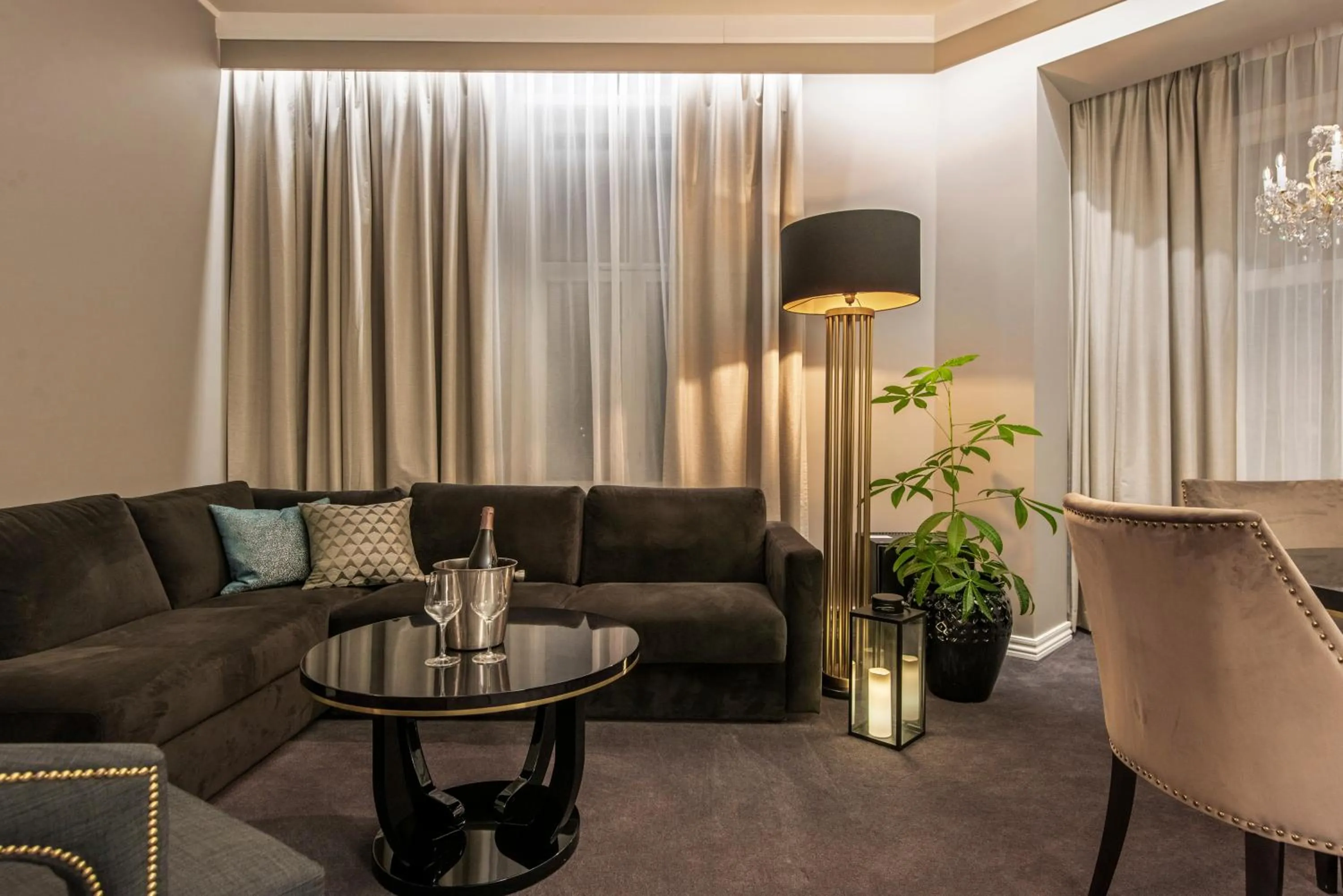 Seating area in Home Hotel Grand Gjøvik