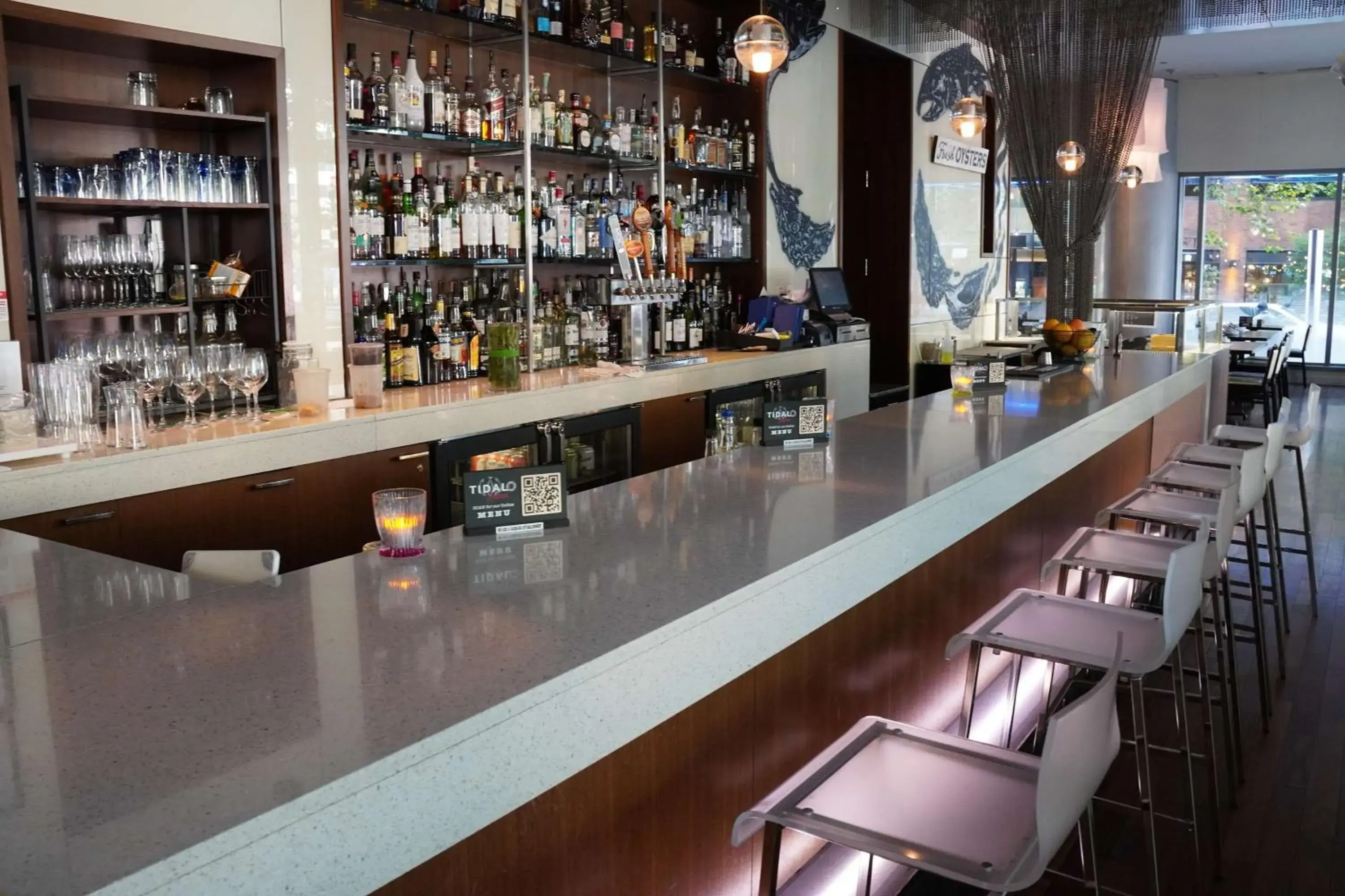 Lounge or bar in Hyatt at Olive 8 Lounge or bar in Hyatt at Olive 8