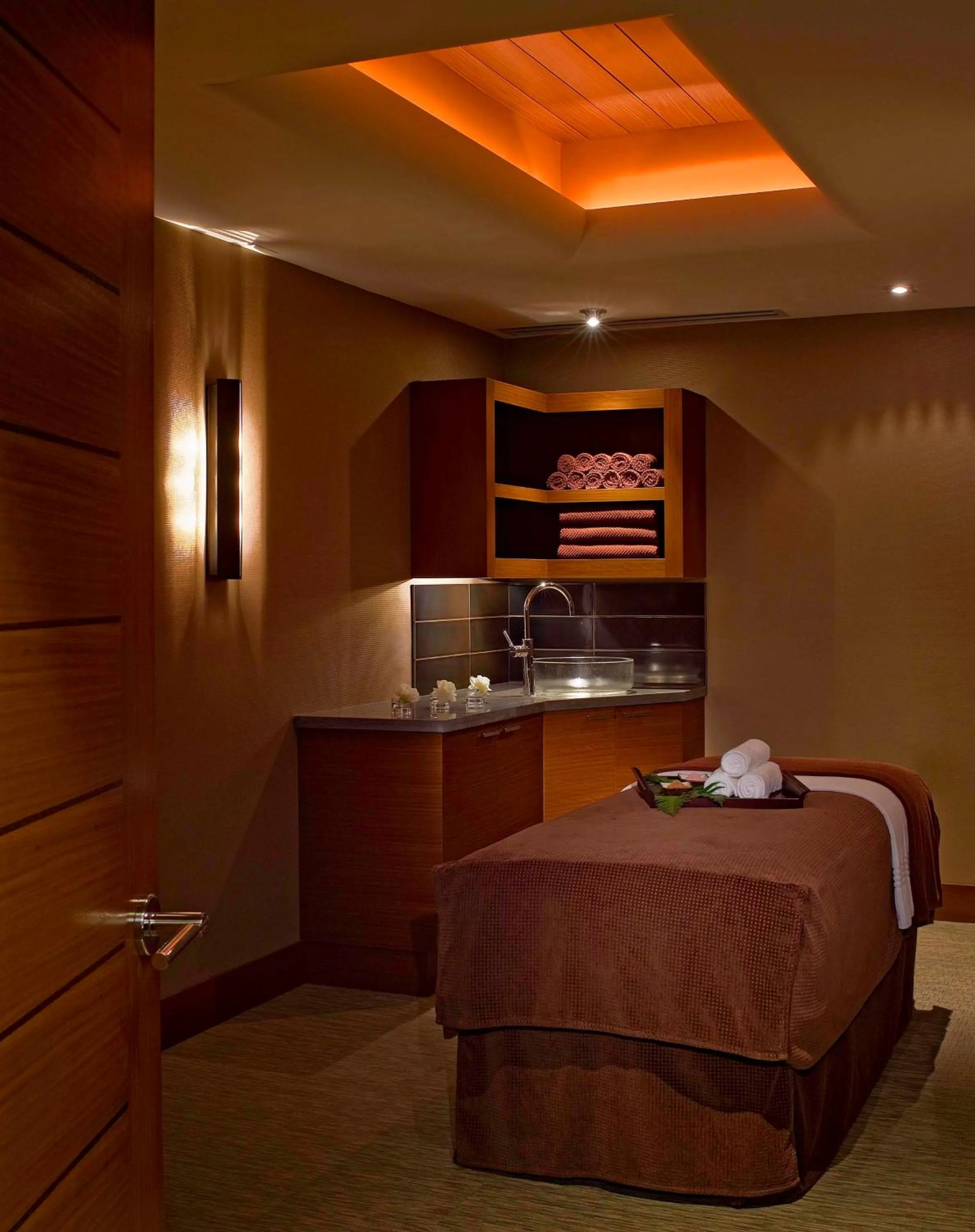 Spa and wellness centre/facilities, Bed in Hyatt at Olive 8